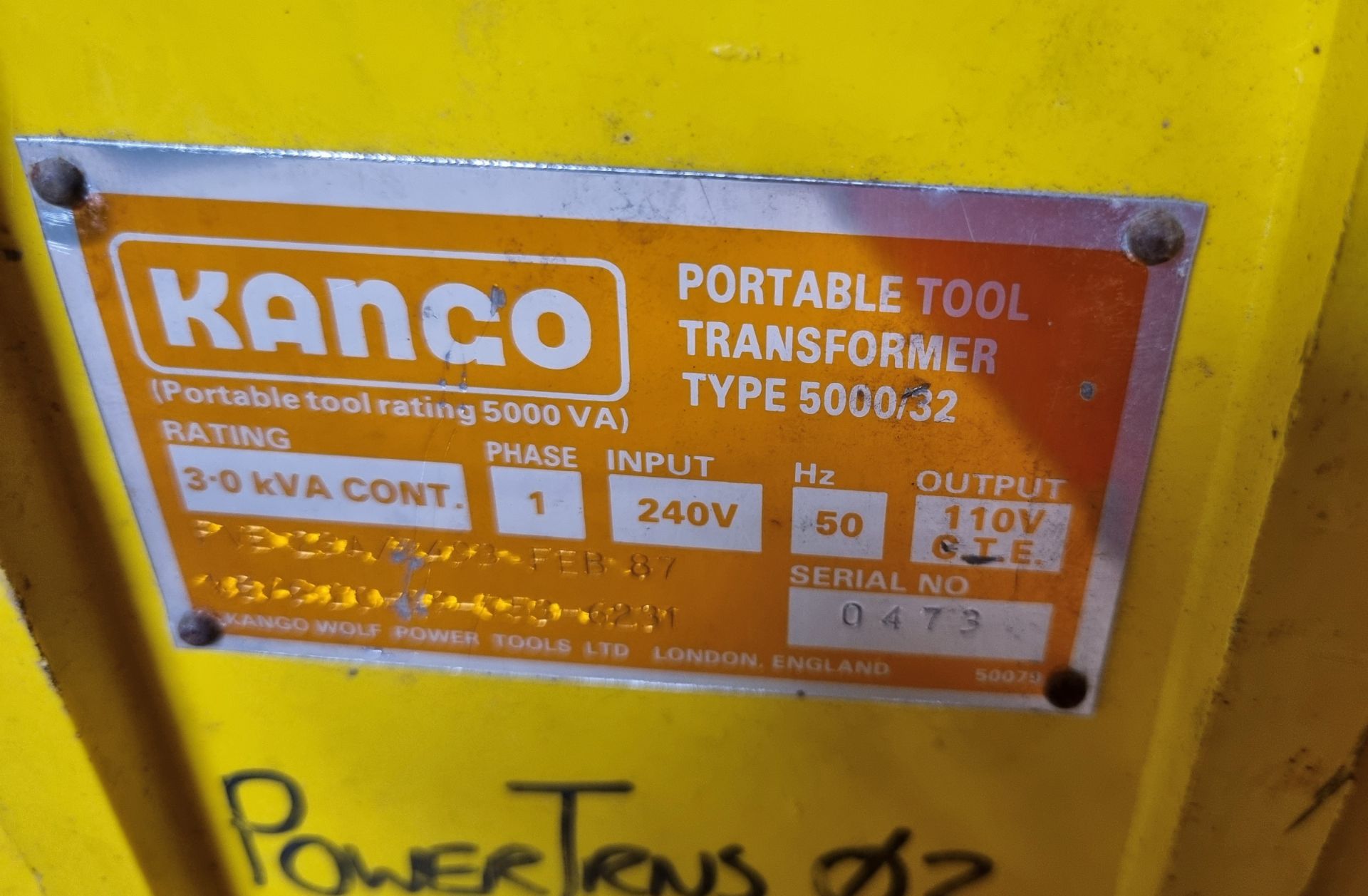 Kango 5000/32 portable tool transformer 3.0 kVA 240V - 110V - Image 4 of 4