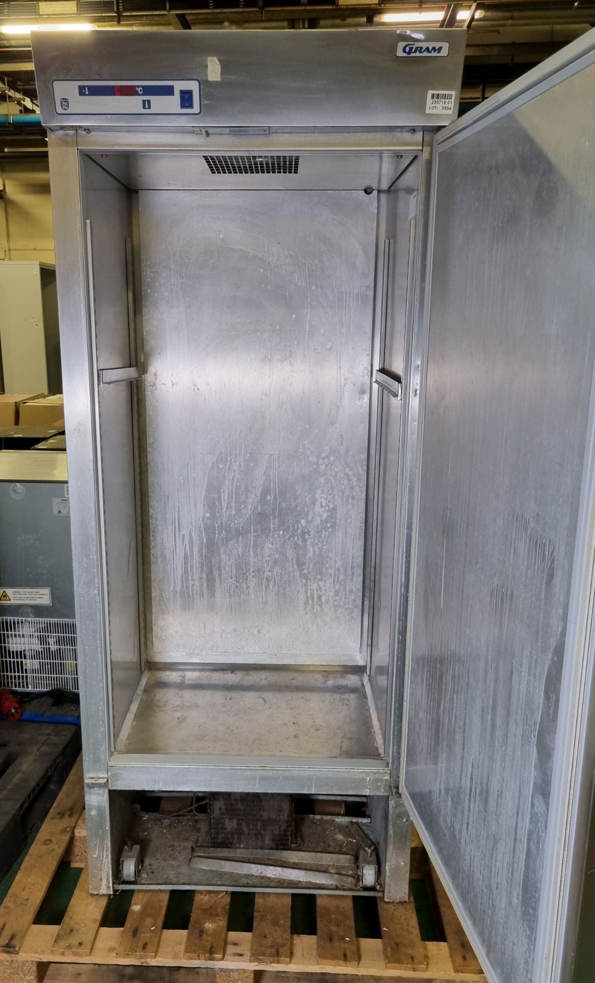 Gram K625 Laboratory refrigerator - W 805 x D 755 x H 2000mm - Image 3 of 5