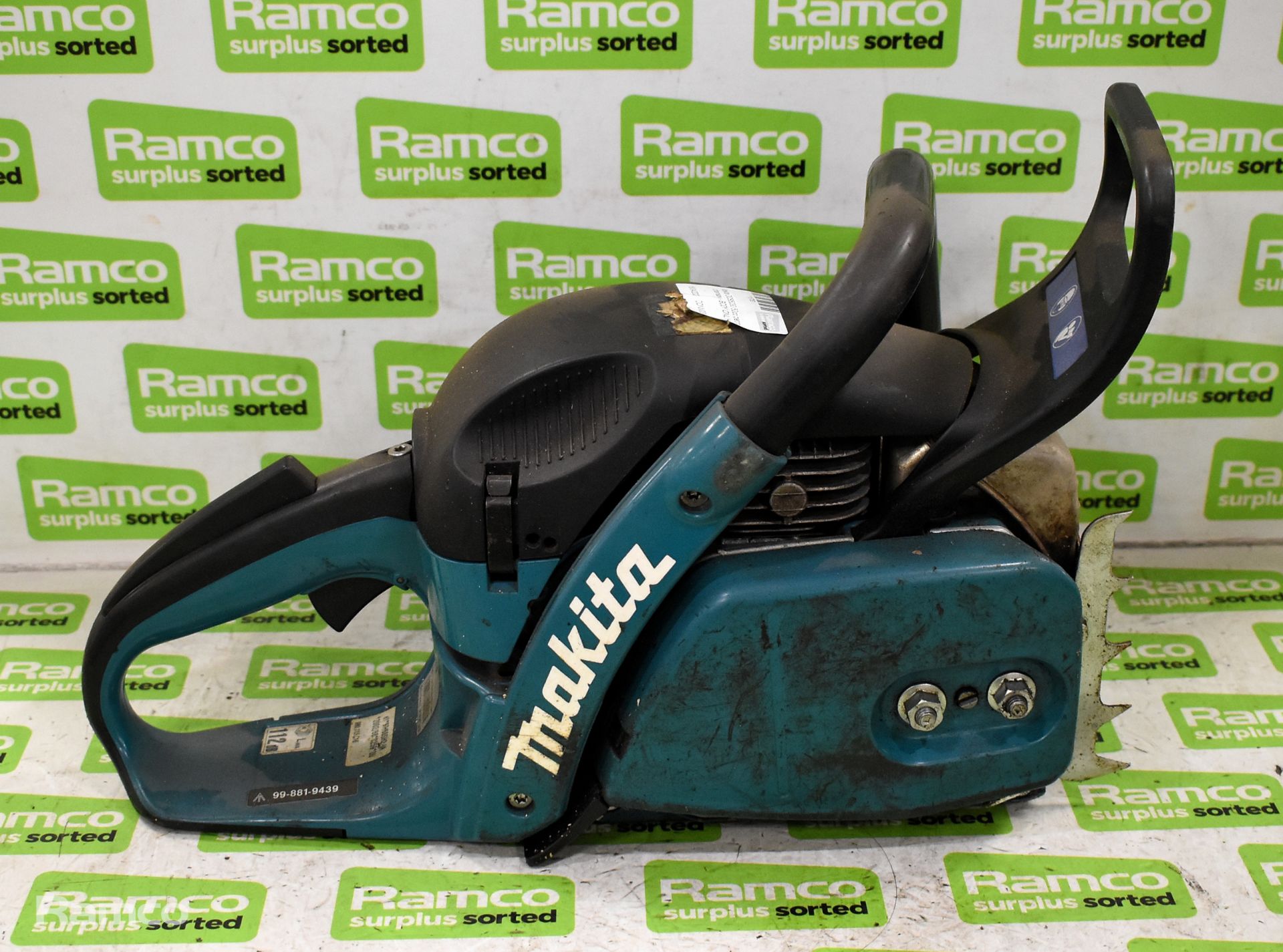 Makita DCS5030 50cc petrol chainsaw - BODY ONLY - AS SPARES OR REPAIRS
