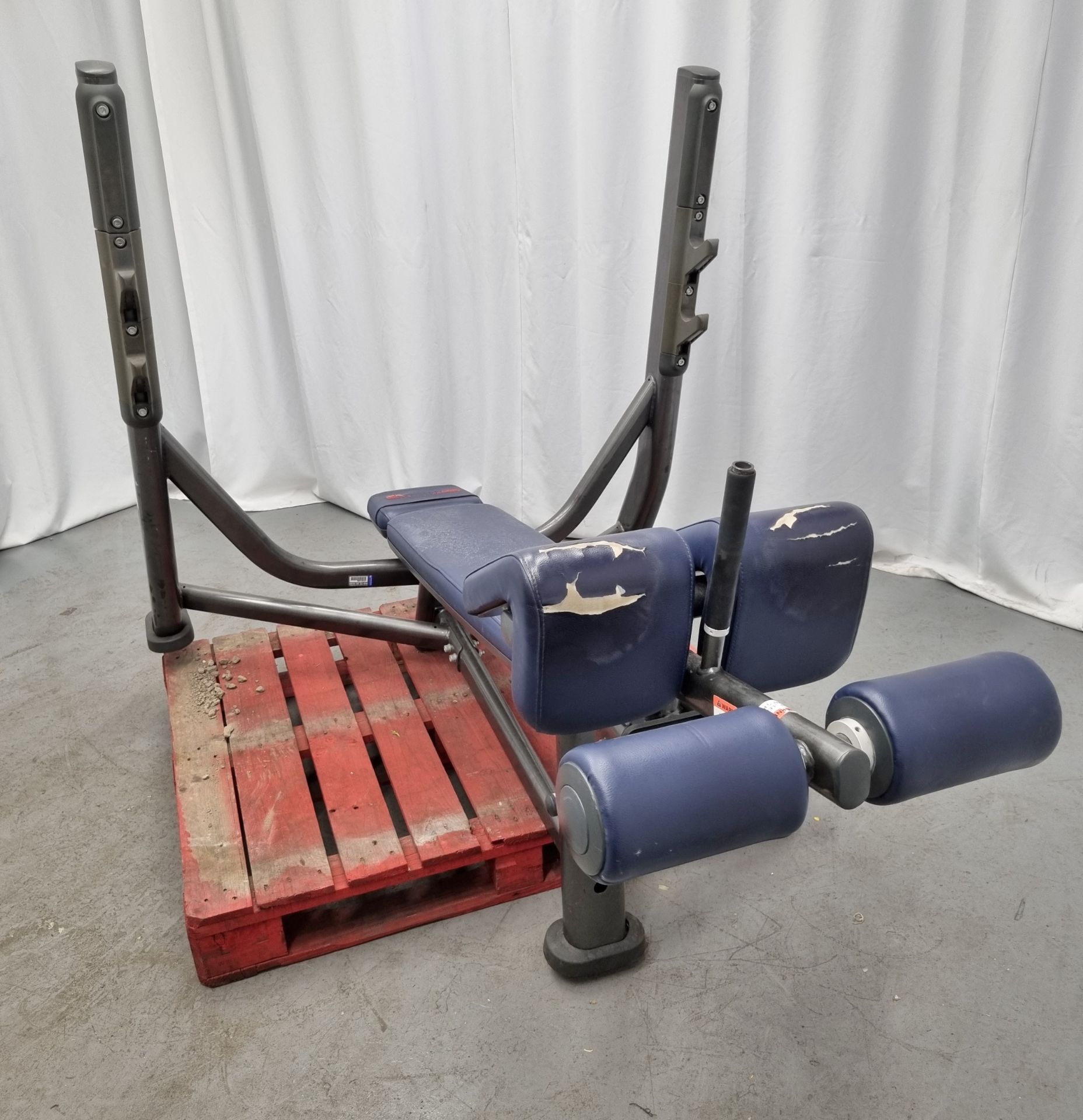 Incline weight bench - L 1750 x W 130 x H 1260mm - Image 2 of 5