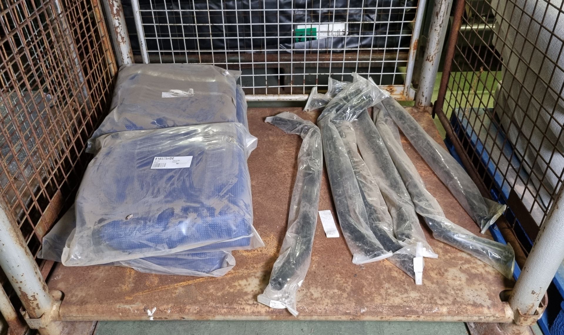 Vehicle spares - Mixing chamber - camera cable & interpipe, Vehicle spares - 6x Pipe (106787#DE) - Bild 5 aus 8