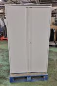 Flexiform pale grey metal storage cabinet - with keys - W 1000 x D 475 x H 1680 mm - DAMAGED