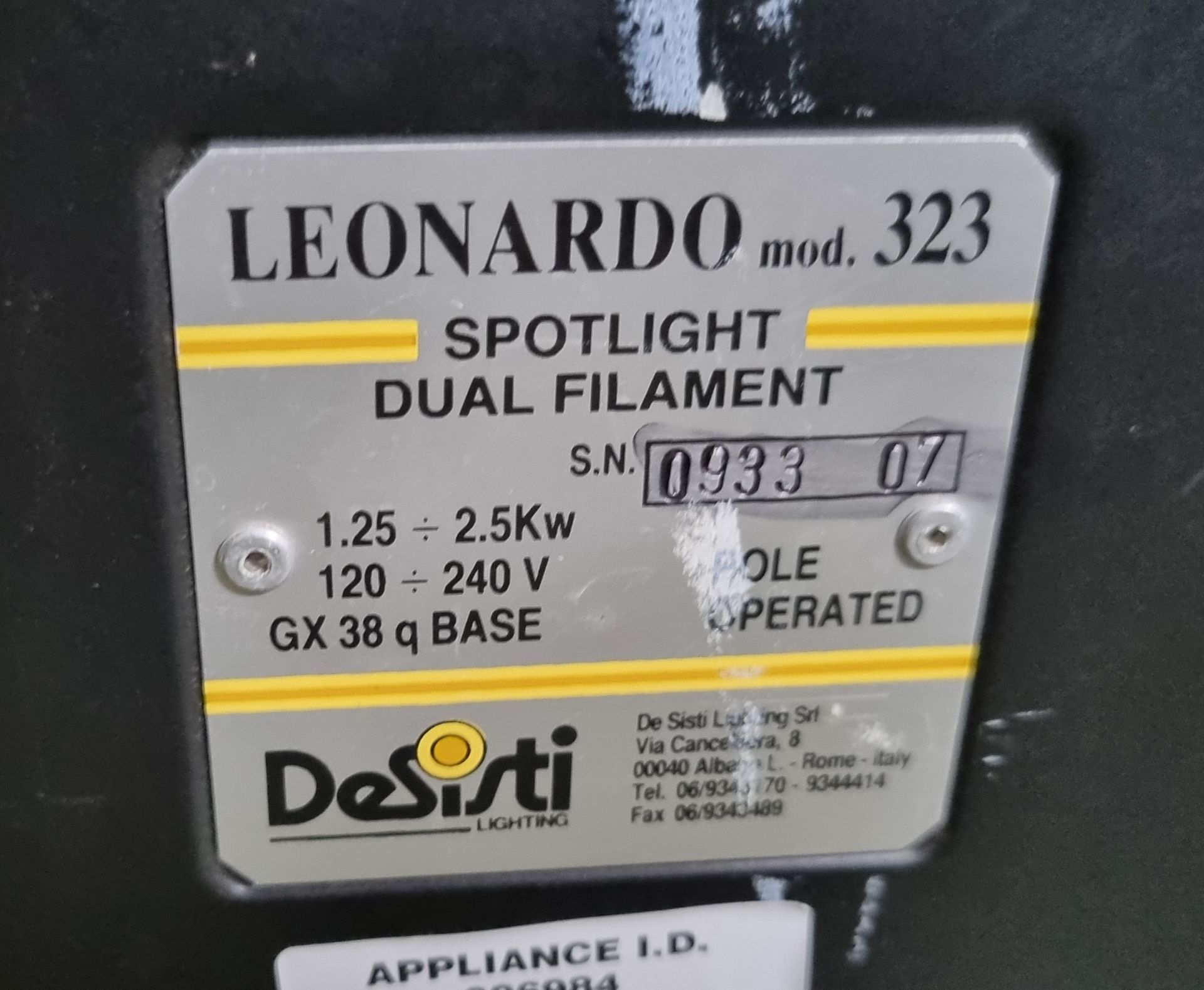 2x QuartzColor Castor 272 pole operated spotlights - 240V - 2.5kW - W 420 x D 380 x H 680 mm - Image 7 of 7