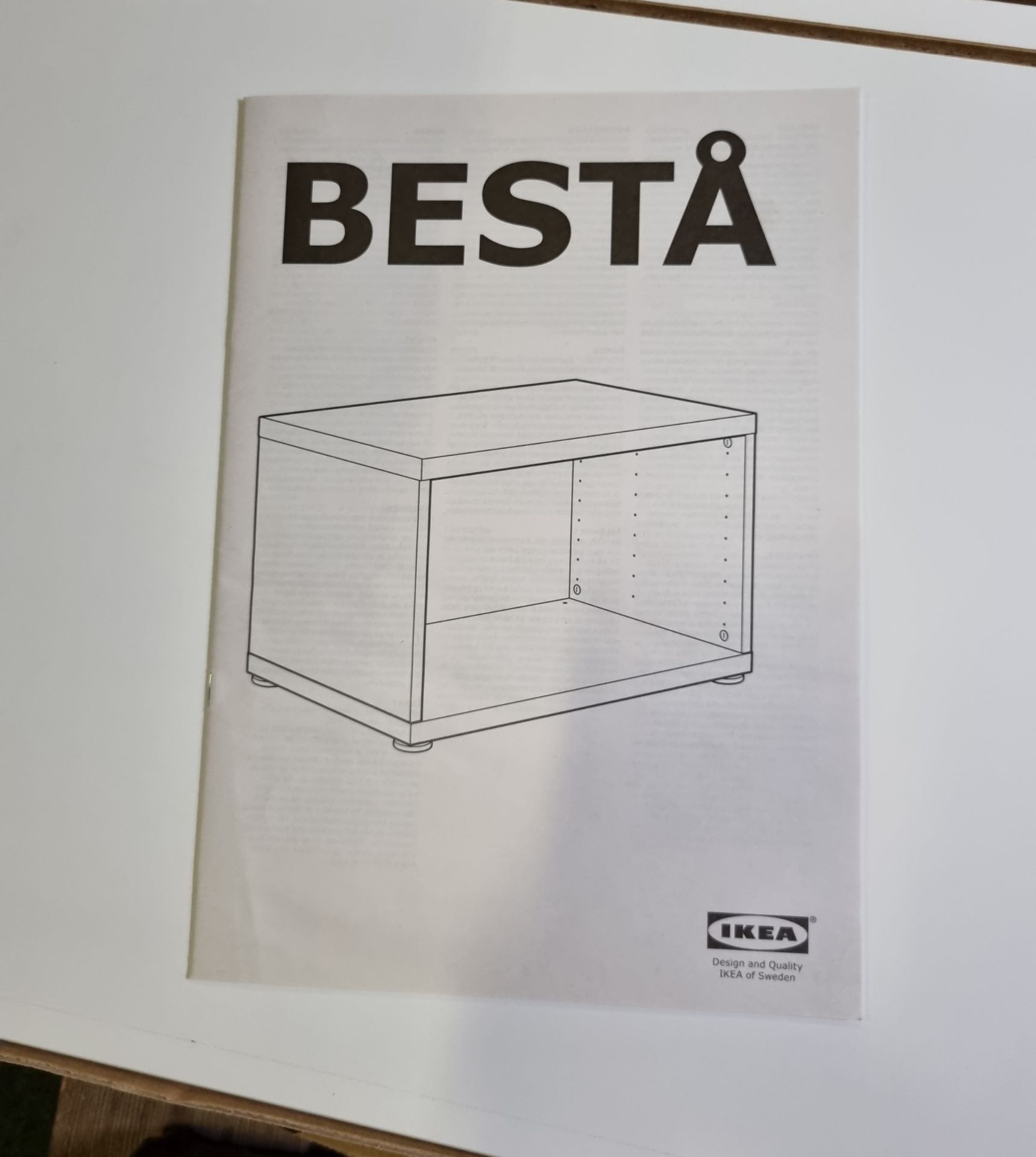 2x Ikea Besta white flat pack open face cabinets - W 600 x D 395 x H 385 mm - Bild 2 aus 3