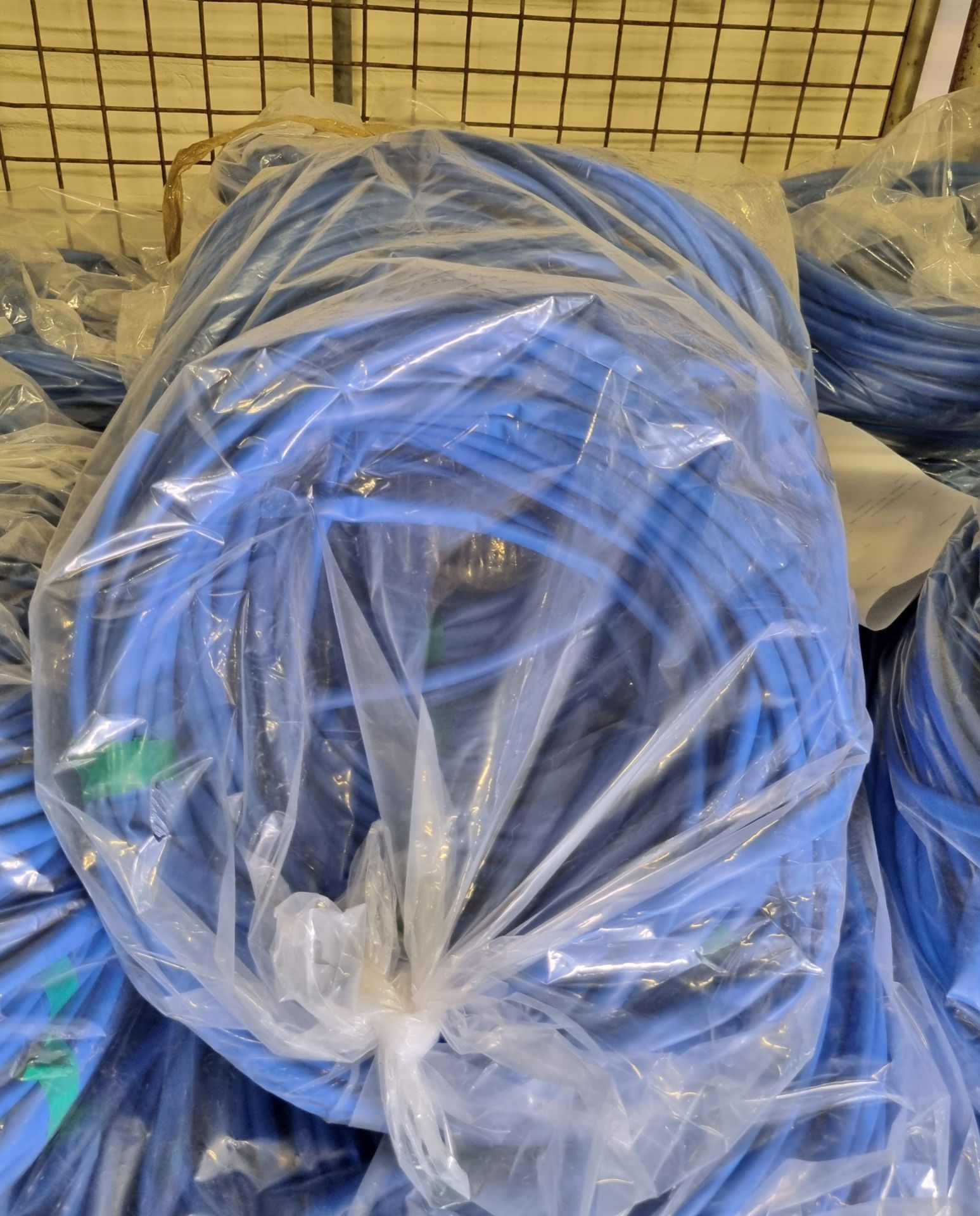 12x packs of blue 12mm x 10m PVC insulator sheath sleeves - 12 sleeves per pack - Bild 3 aus 3