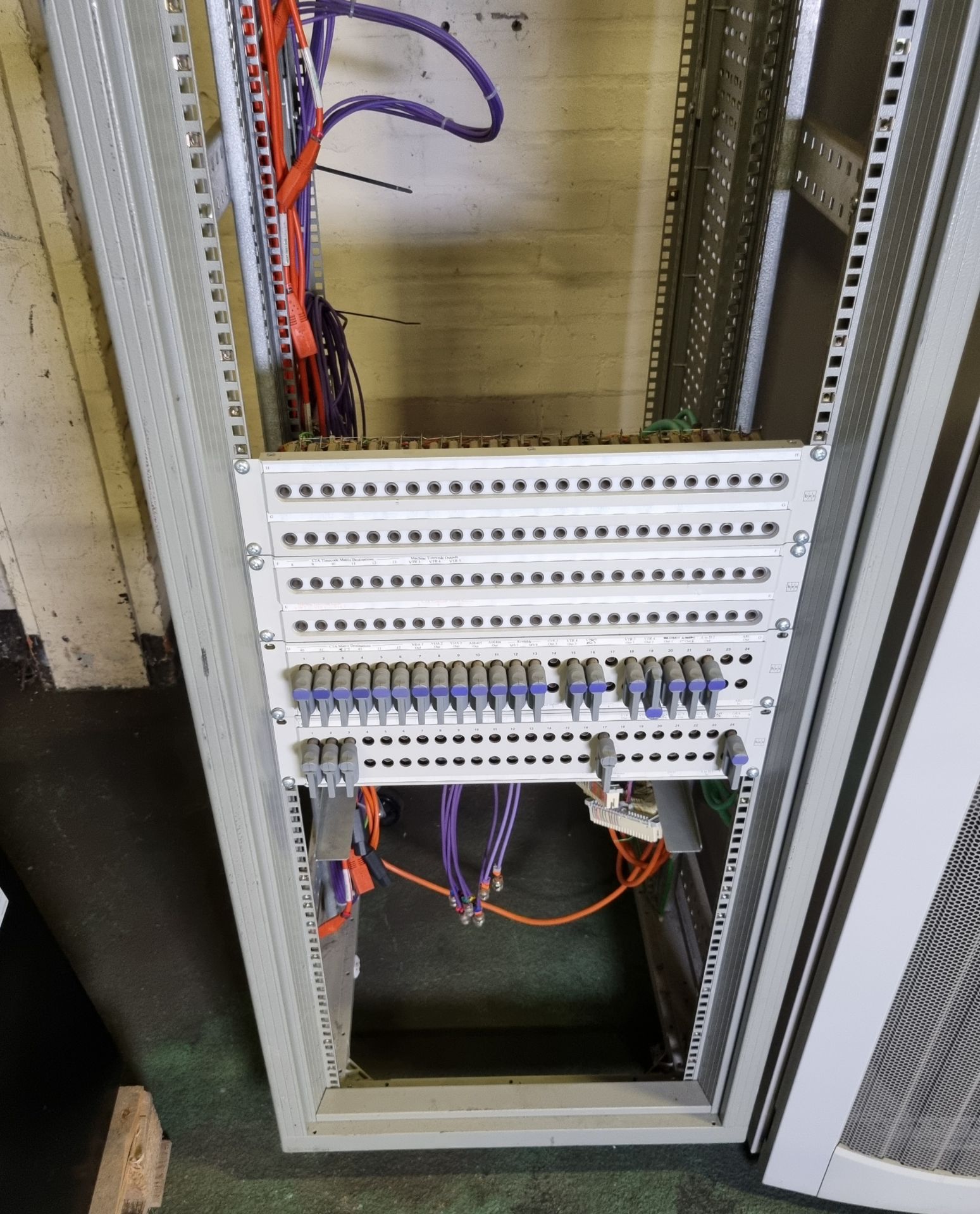 Audio / Visual server rack with power strips and Cta matrix connector racks - W 600 x D 800 x H 2300 - Image 4 of 4