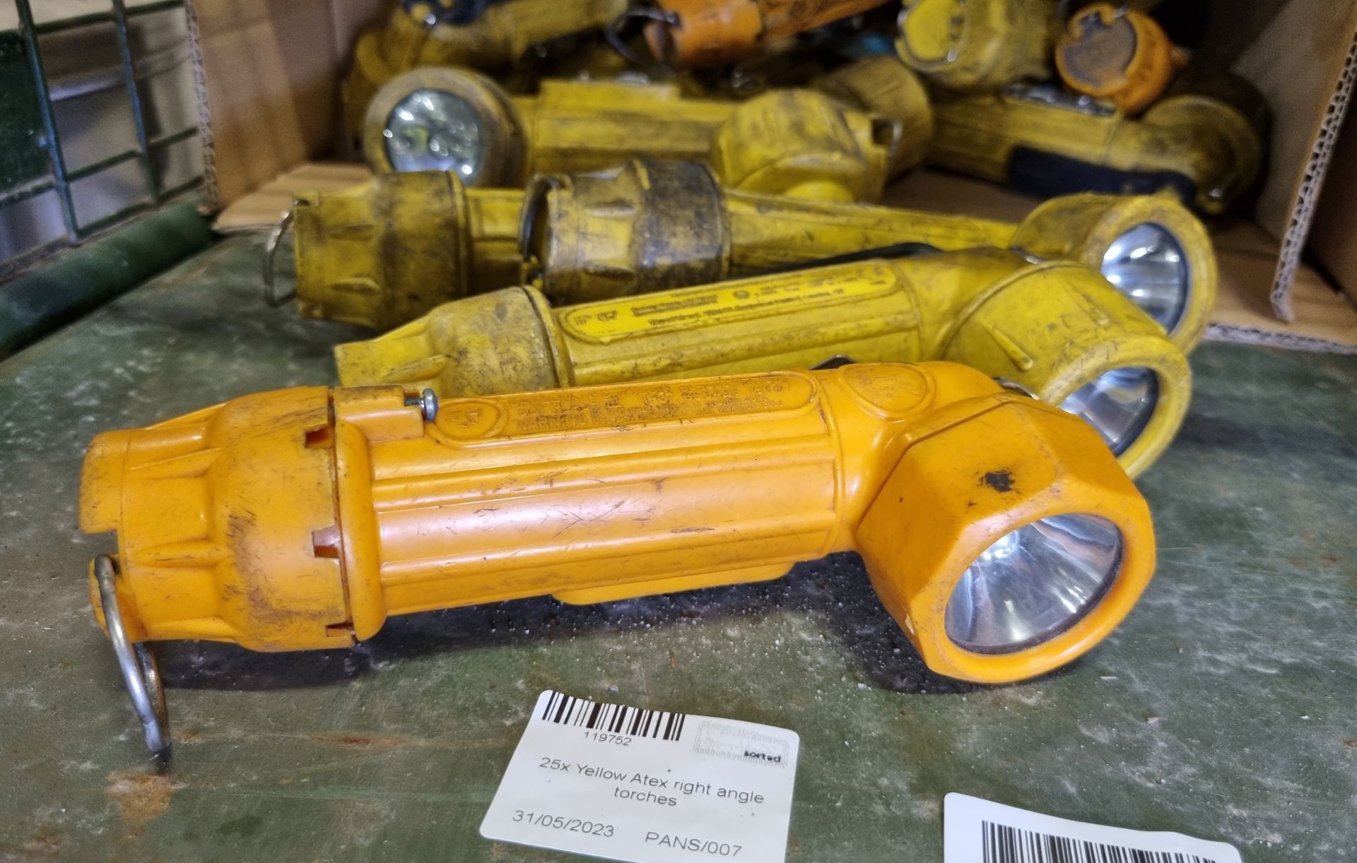 25x Yellow Atex right angle torches - Image 4 of 5