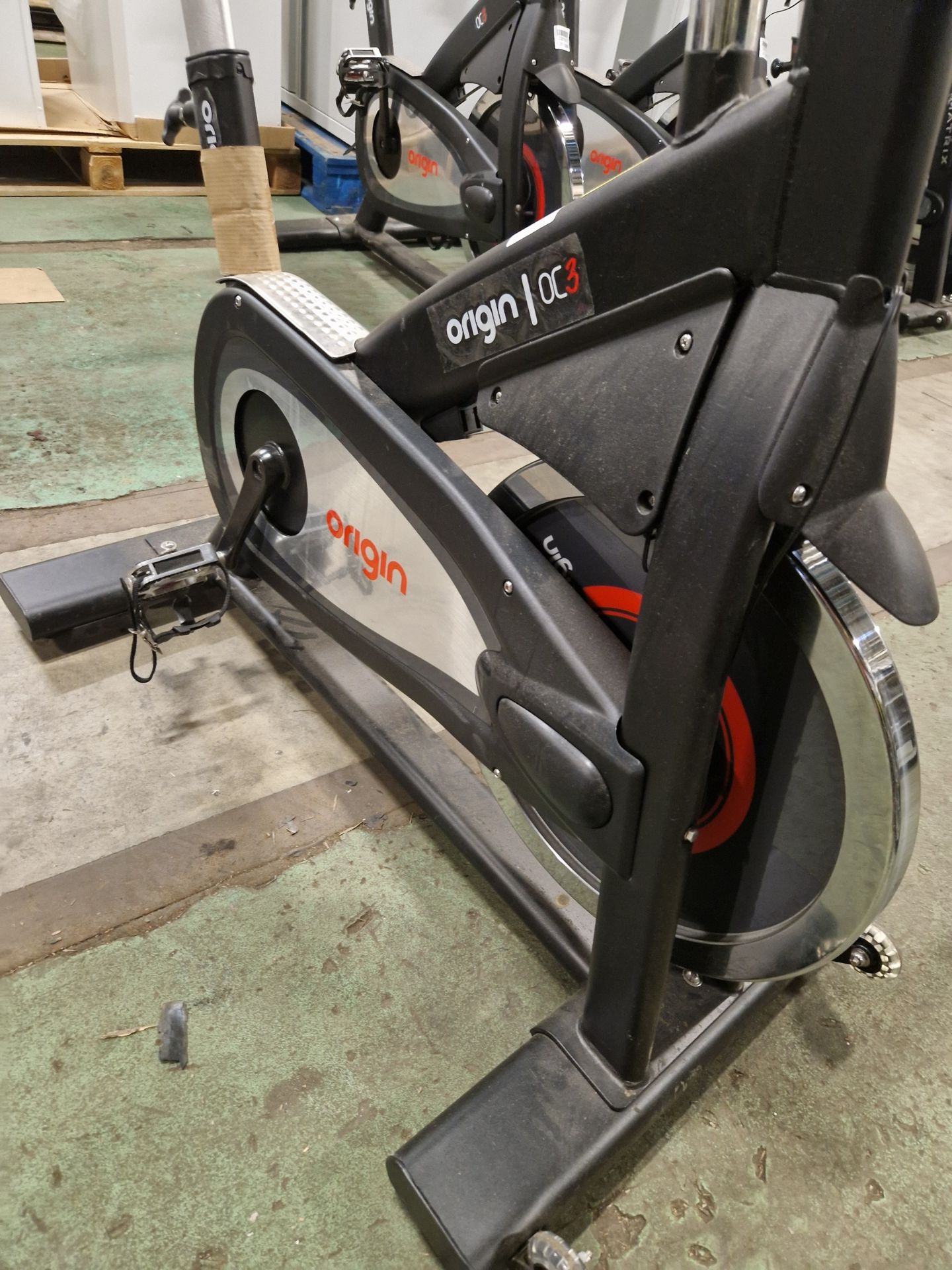 Origin OC3 spin bike - max user weight 158kg - L 1104 x W 622 x D 1340mm - Image 6 of 6