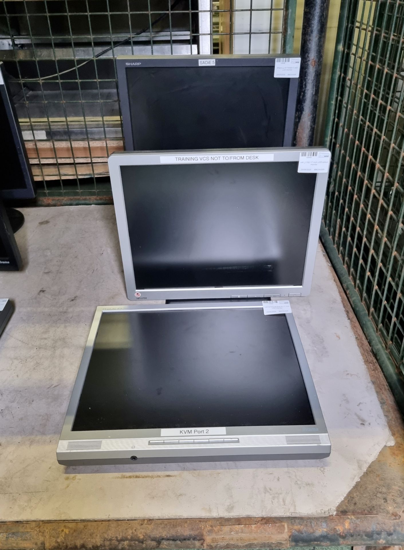 Various monitors - see description for models - Image 9 of 10