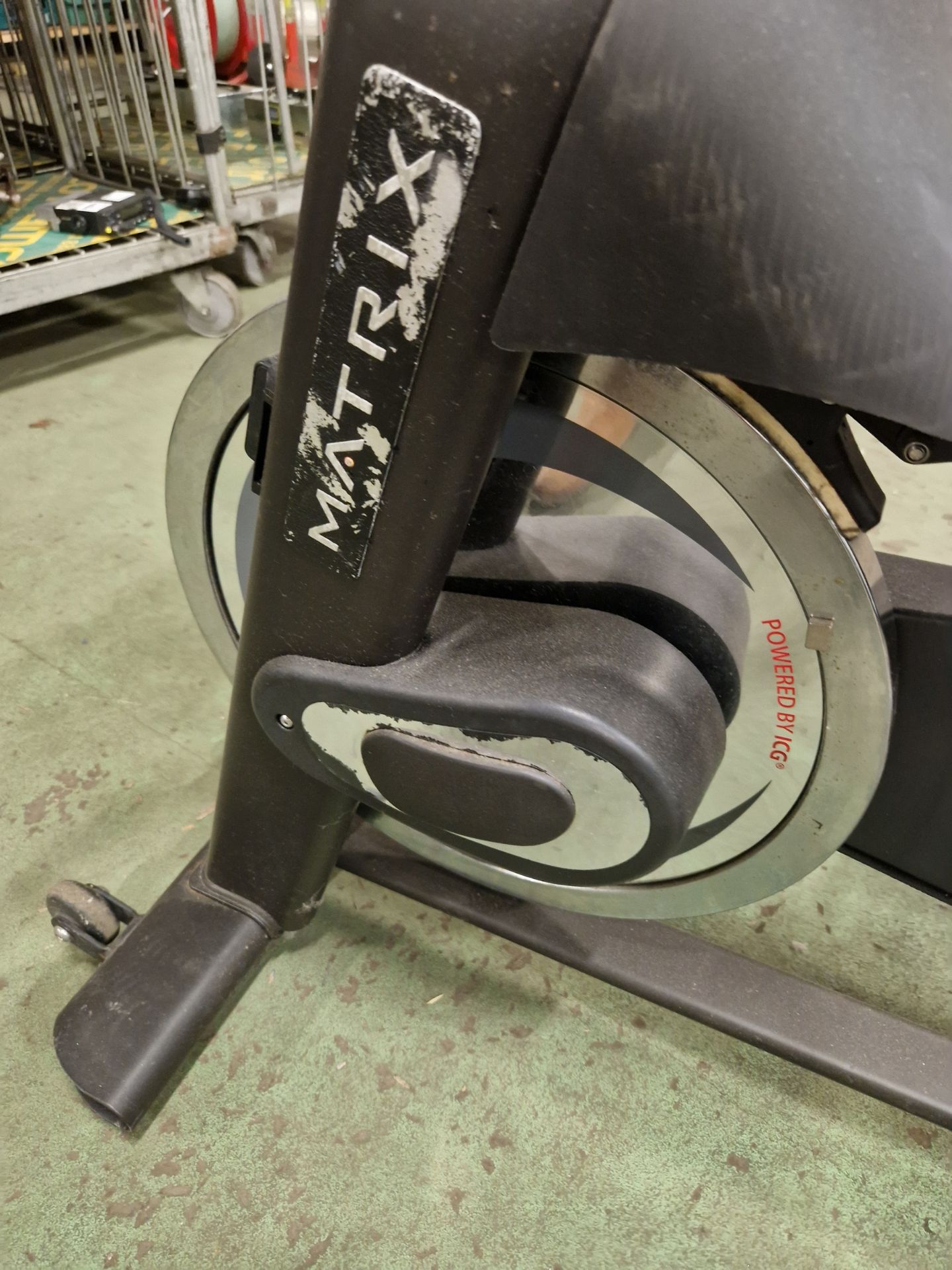 Matrix IC2 spin bike - max user weight 130kg - L 1200 x W 530 x D 1100mm - Image 4 of 6