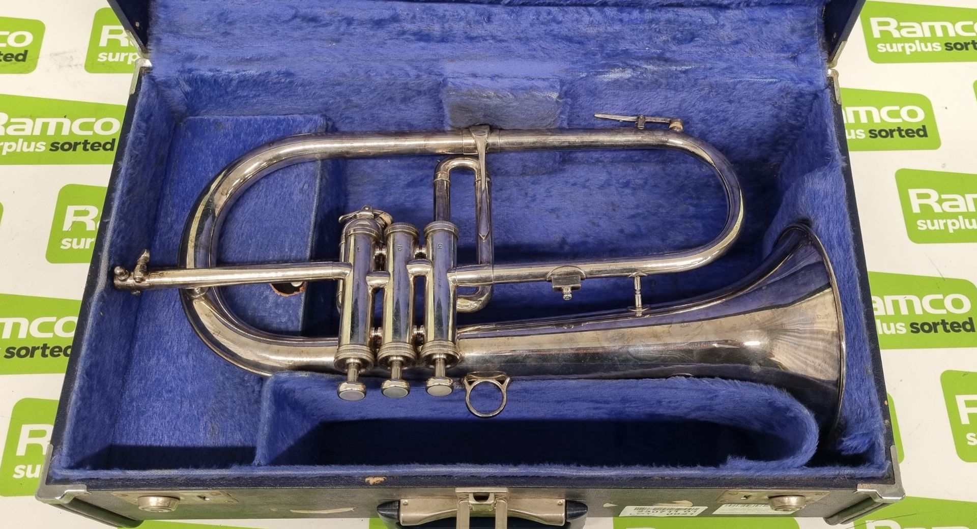 Boosey and Hawkes Sovereign Bb flugal horn with travel case - Bild 2 aus 15