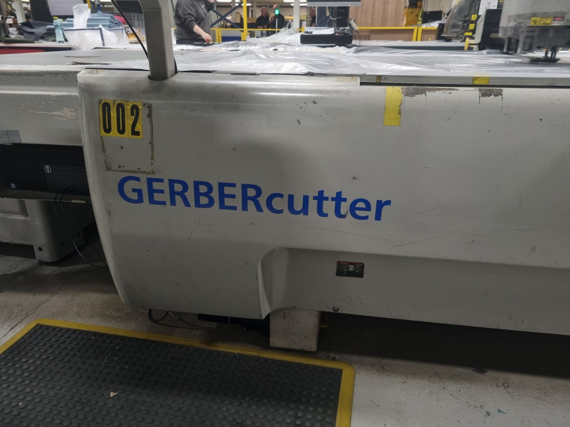 GerberCutter GTxL with Gerber Spreader SY 101 fabric cutting system - full length approx 18m - Image 5 of 19