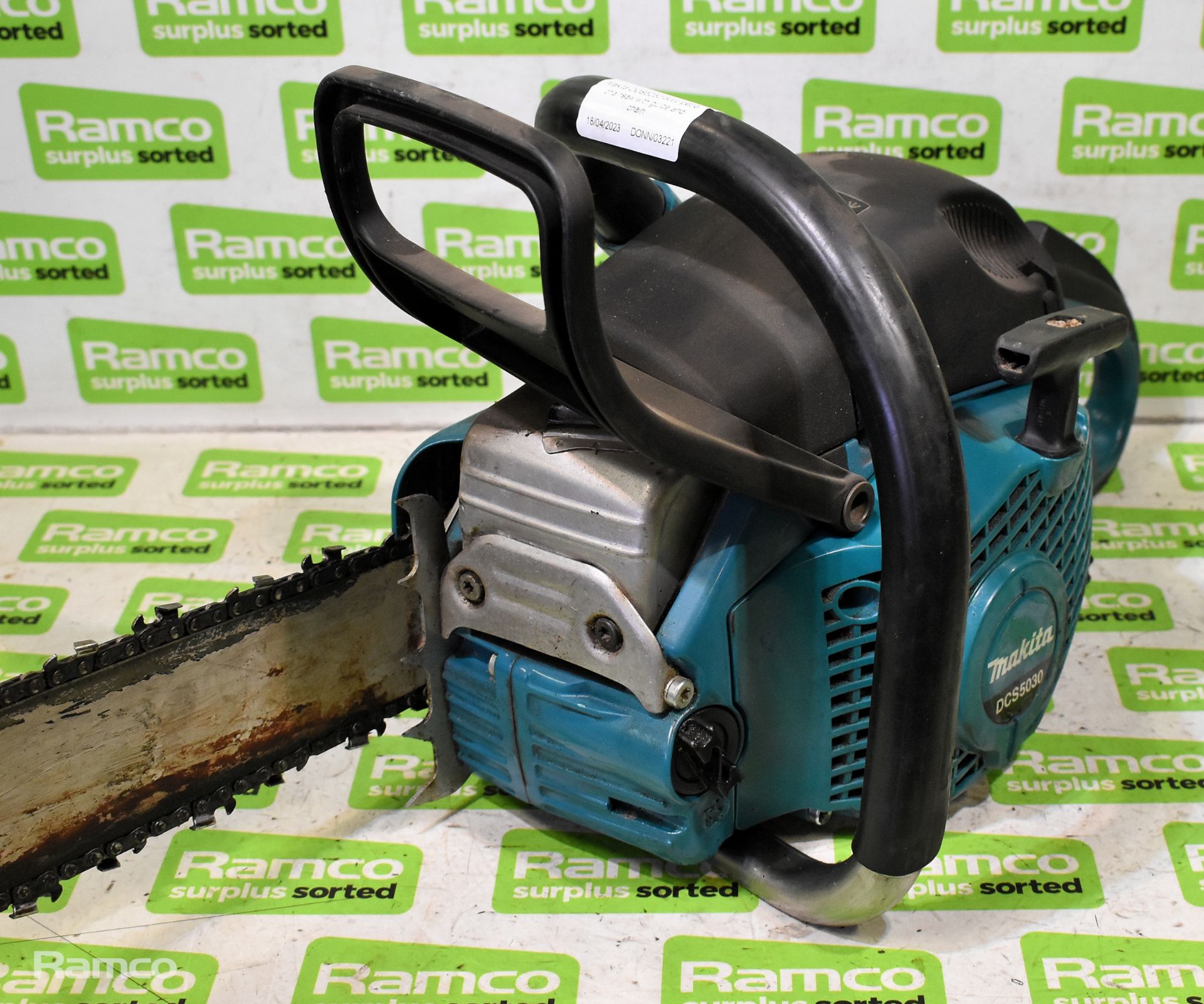 Makita DCS5030 50cc petrol chainsaw with guide and chain - AS SPARES & REPAIRS - Bild 3 aus 6