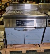 Rexmartins REFC-8B-08 free standing electric induction griddle with cabinet - W 800 x D 750mm
