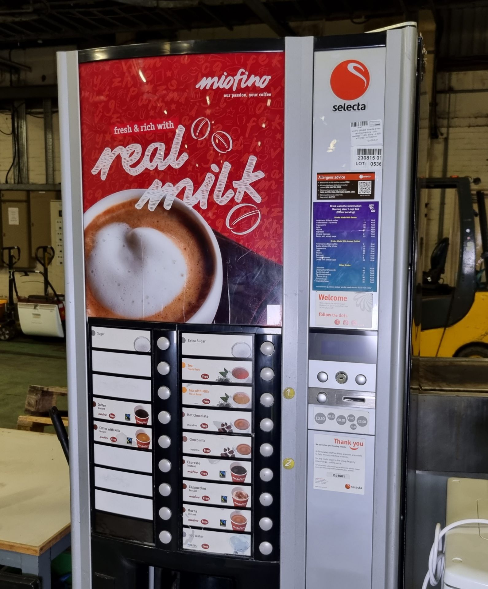 Miofino 960406 Selecta drinks vending machine - coin operated - 240V 50Hz - L 650 x W 730 x H 1830mm - Image 4 of 5