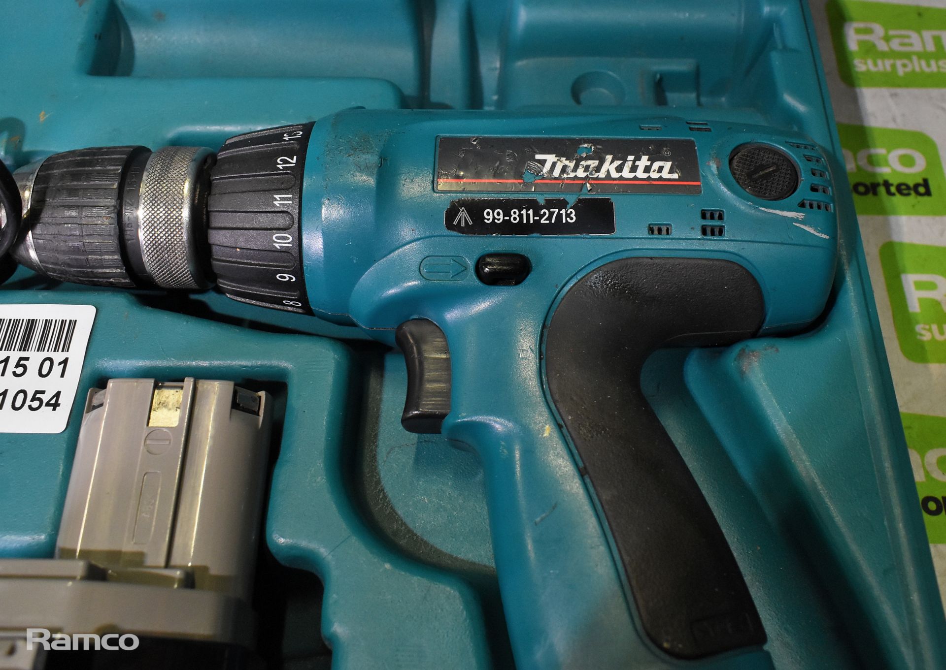 Makita 6317D cordless drill in case with battery and charger - SPARES AND REPAIRS - Image 3 of 6