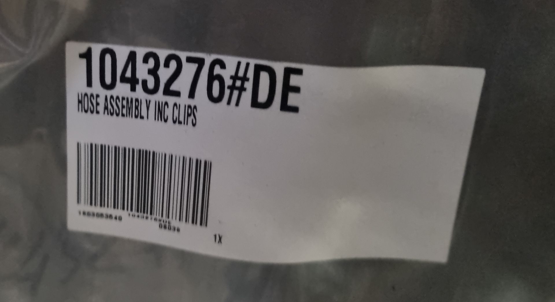 Vehicle spares - 27x Hose assemblies - (1043276#DE) - (1062505#DE) - (104327#DE) - (1062494#DE) - Image 7 of 9