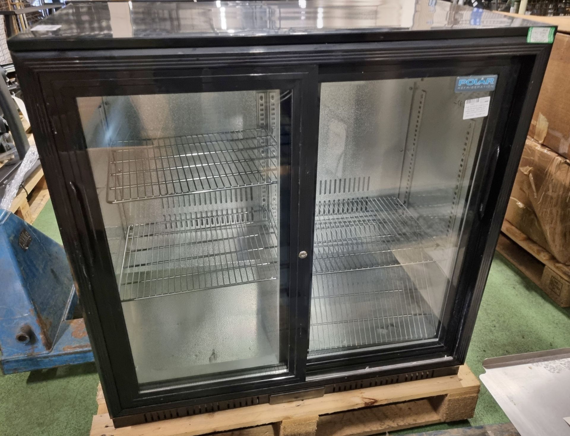 Polar GL003-05 Undercounter double sliding glass door bottle cooler - 230V 50Hz - L 900 x W 540 - Image 2 of 5