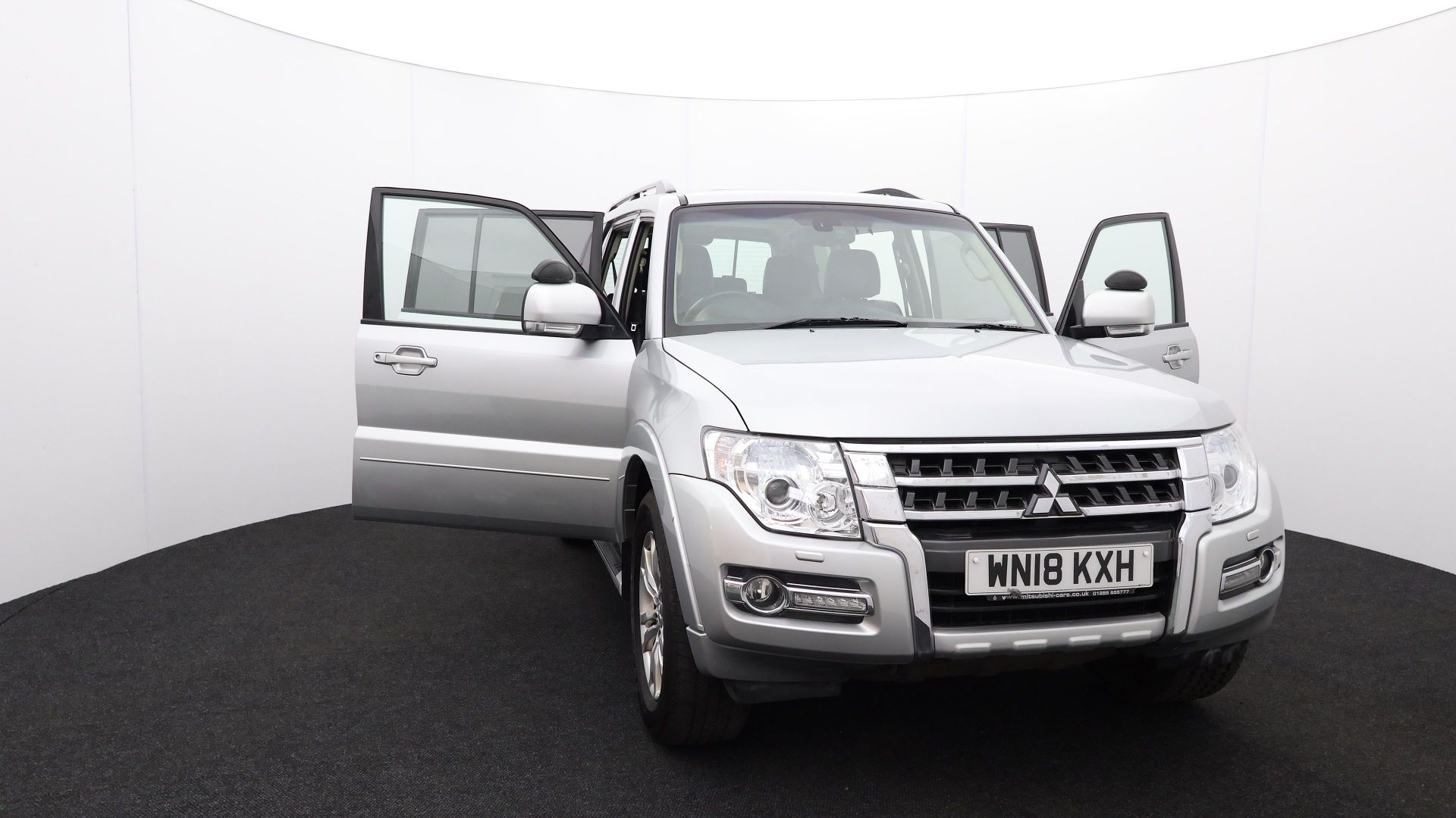 Mitsubishi Shogun WN18 KXH 3.2 DI-DC SG3 Auto 4WD LWB Euro 6 5dr LWB - Image 45 of 51