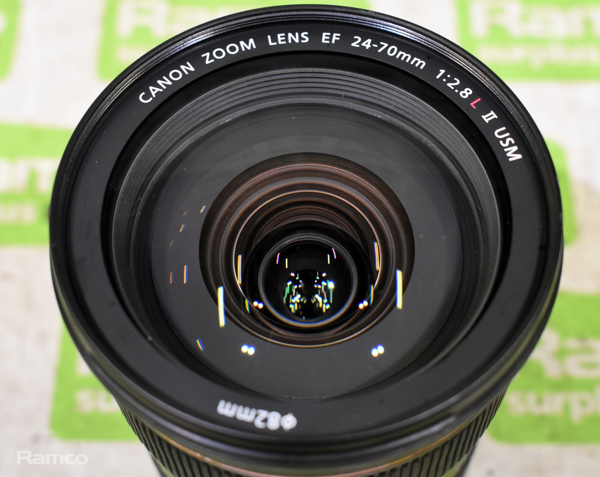 Canon Ultrasonic zoom lens EF 24 - 70mm 1:2.8 L II USM with bag - EW-88C lens hood - Bild 10 aus 10