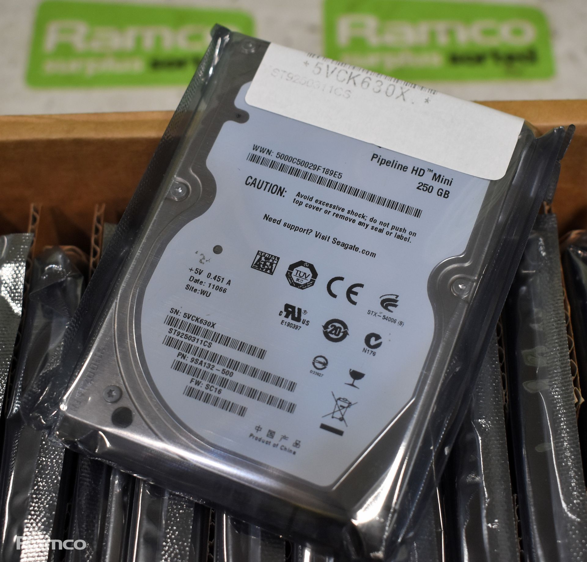 20x Seagate Pipeline HD mini 250GB laptop hard drives - unused - Bild 2 aus 3