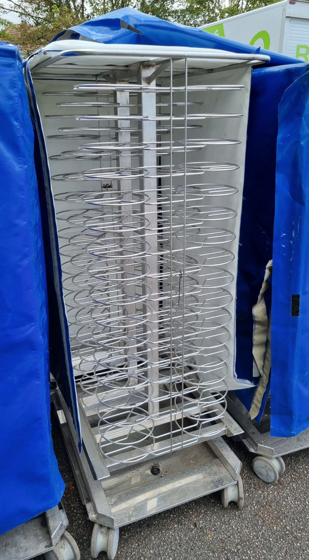 Banquet plate trolley with blue cover - W 900 x D 630 x H 1730mm - Image 3 of 3