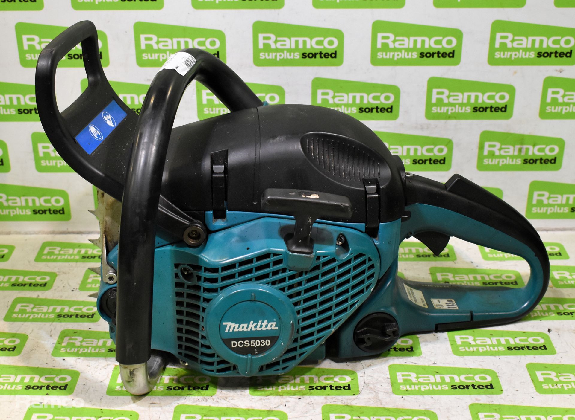 4x Makita DCS5030 50cc petrol chainsaw - BODIES ONLY - AS SPARES AND REPAIRS - Image 10 of 21