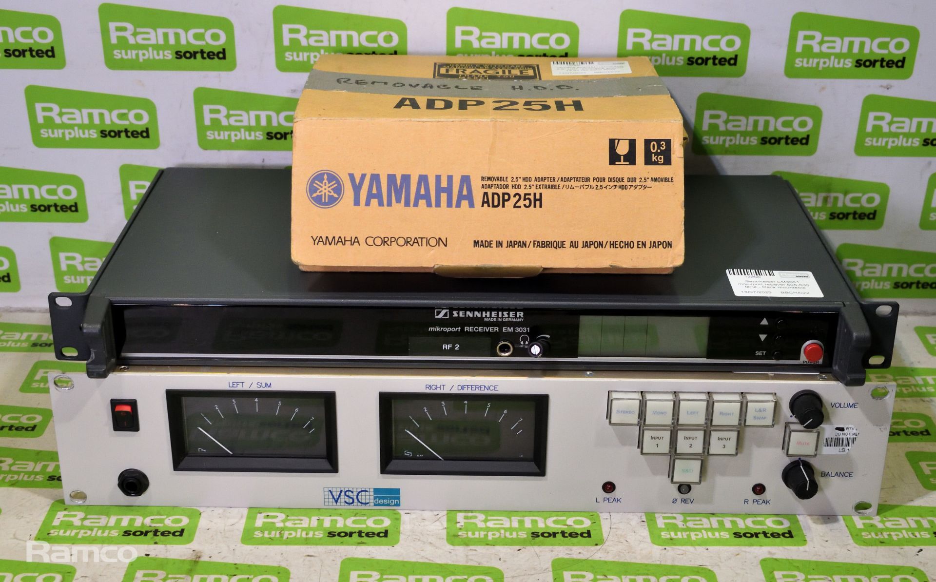 Sennheiser EM3031 mikroport receiver 606-630 MHz - Rack mountable, Yamaha ADP25H removable 2.5 inch