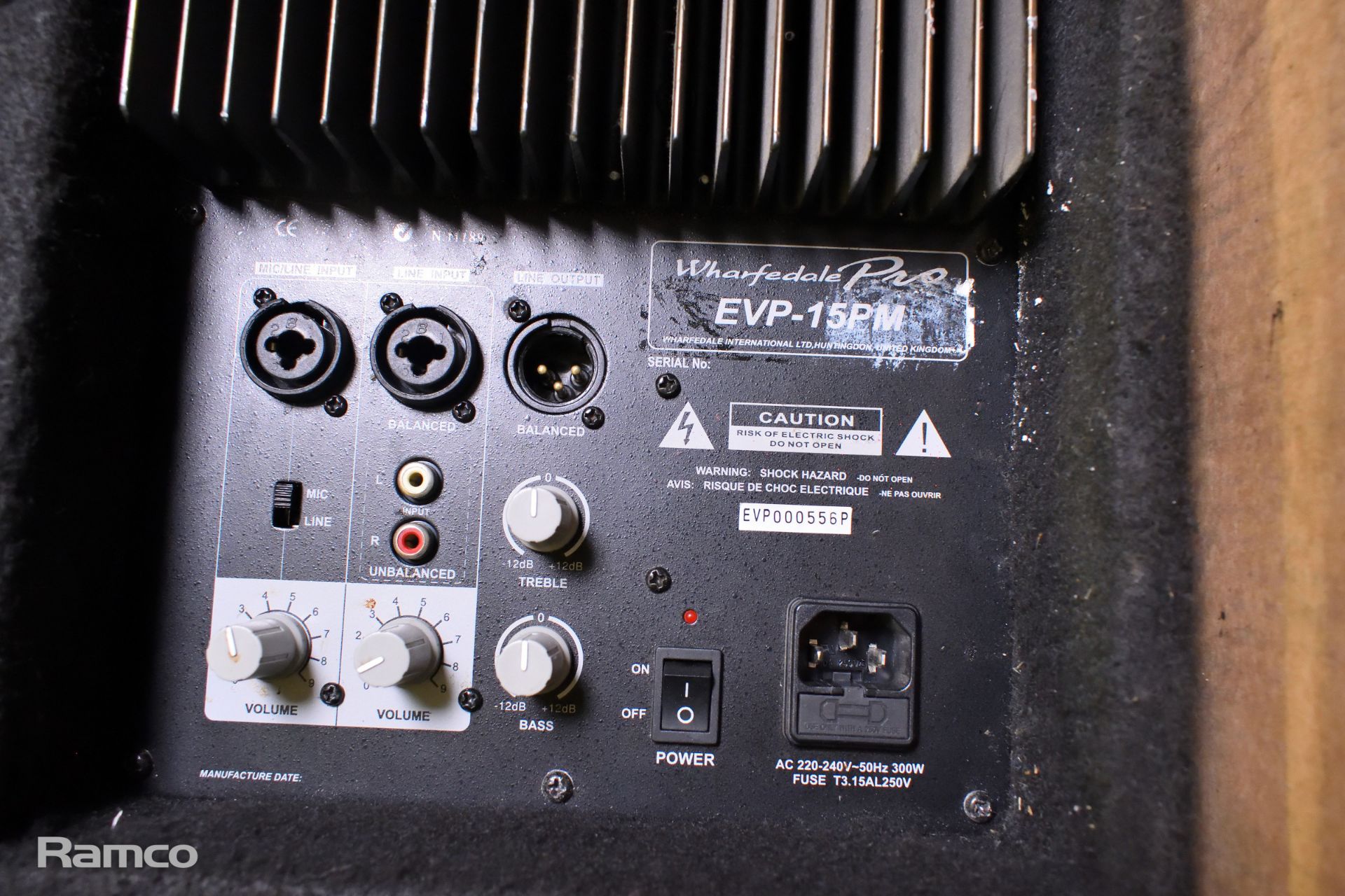2x Wharfedale Pro EVP-15PM active stage floor monitor speakers - W 450 x D 660 x H 460 mm - Bild 7 aus 8
