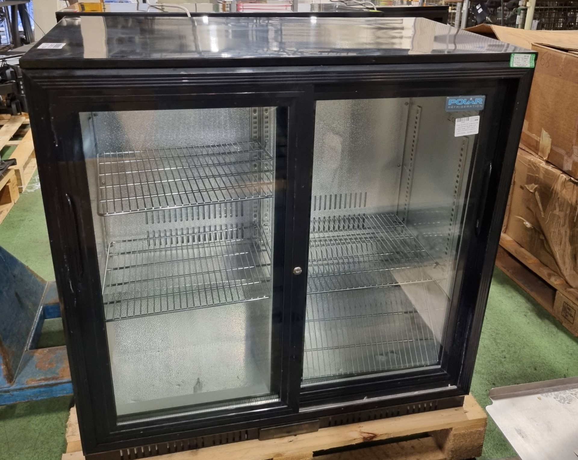 Polar GL003-05 Undercounter double sliding glass door bottle cooler - 230V 50Hz - L 900 x W 540