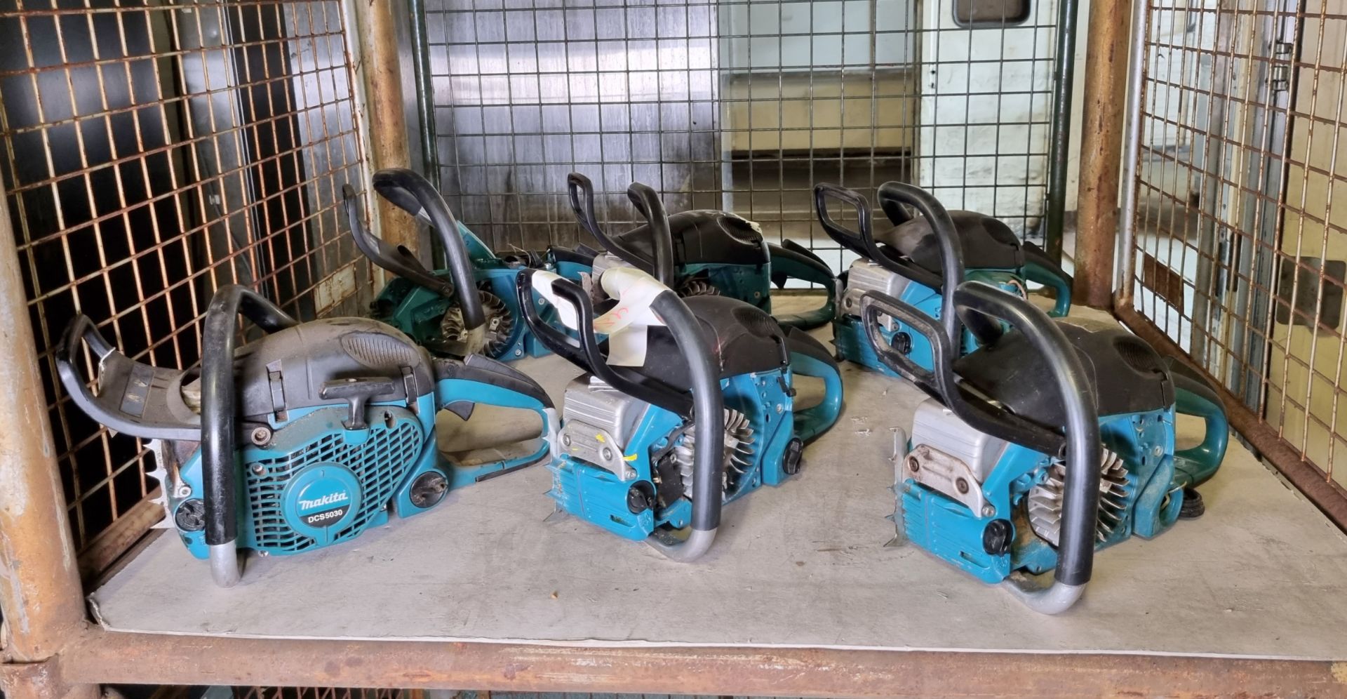 6x Makita DCS5030 50cc petrol chainsaws - AS SPARES OR REPAIRS