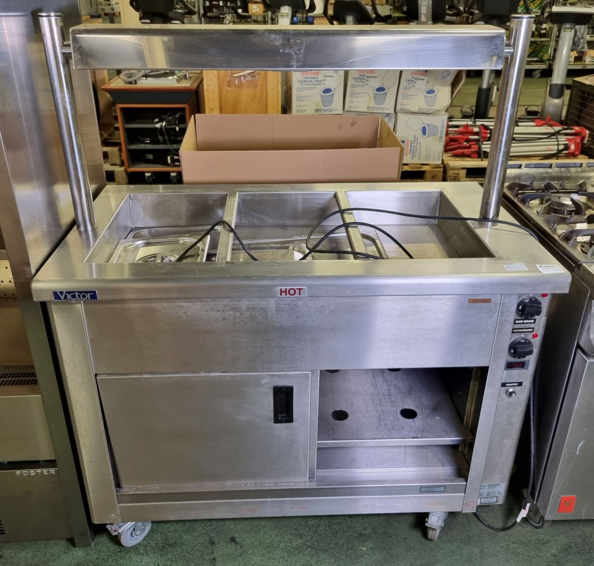 Victor SCEP12Z-42 hot cupboard with bain marie - W 1200 x D 710 x H 1440 mm