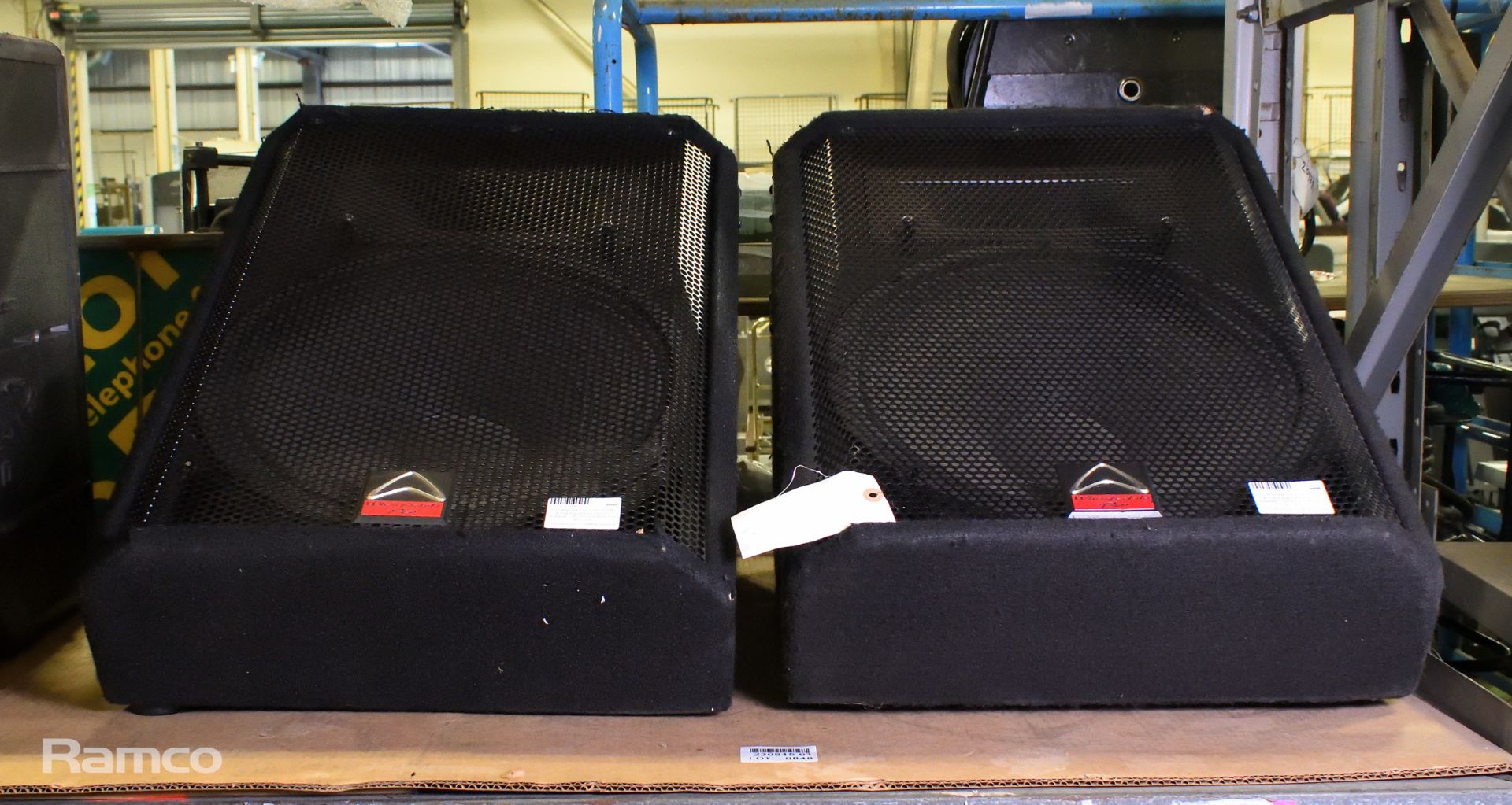 2x Wharfedale Pro EVP-15PM active stage floor monitor speakers - W 450 x D 660 x H 460 mm - Bild 2 aus 8