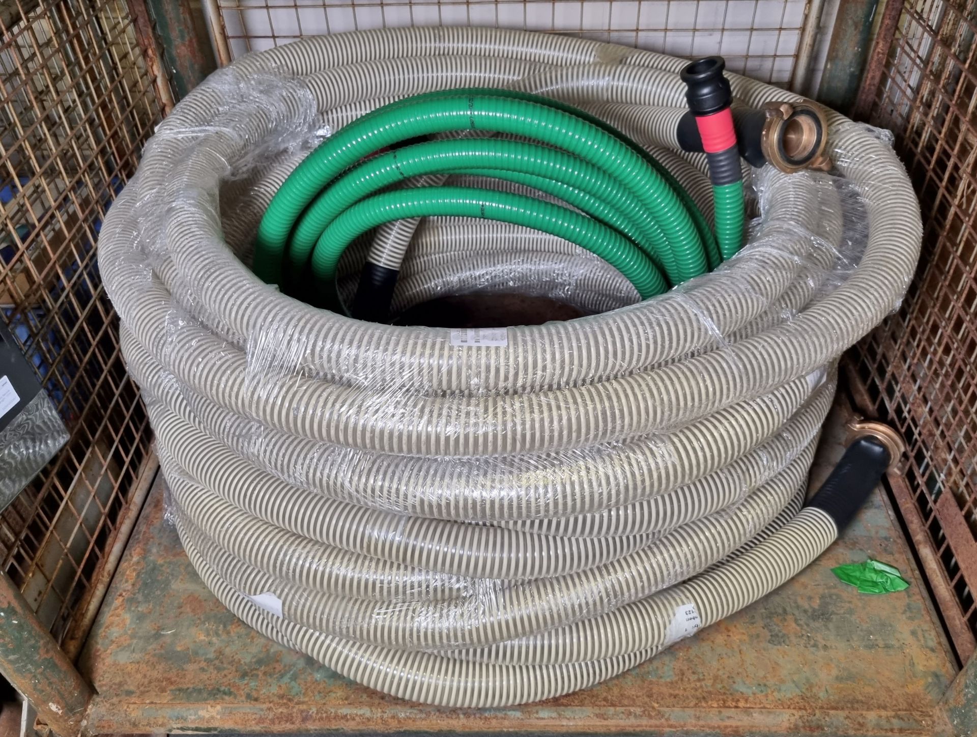 5x 60mm non metallic flexible hoses - approx length: 10m, 40mm non metallic flexible hose - Bild 2 aus 3