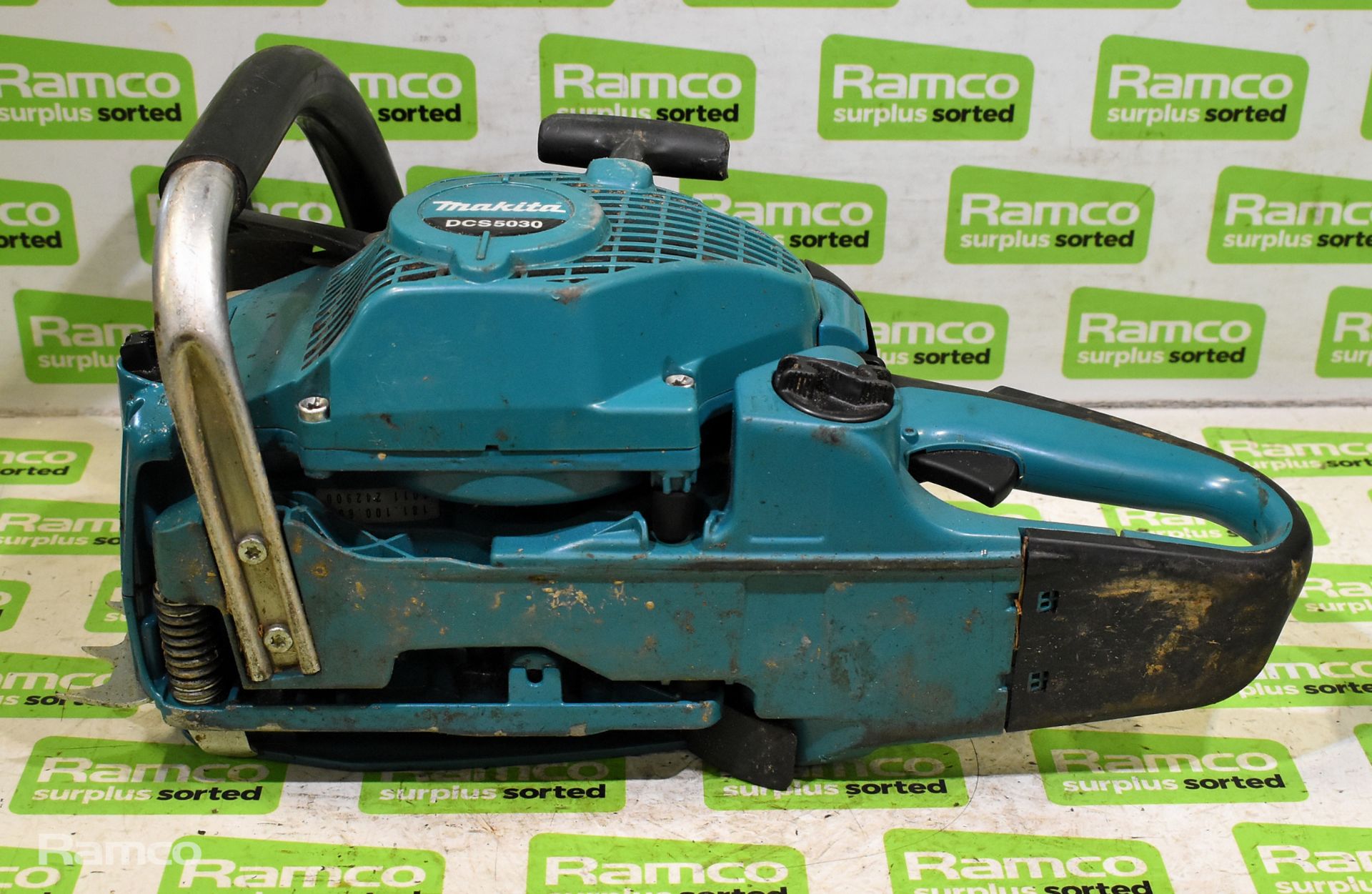 6x Makita DCS5030 50cc petrol chainsaw - BODIES ONLY - AS SPARES & REPAIRS - Image 18 of 33
