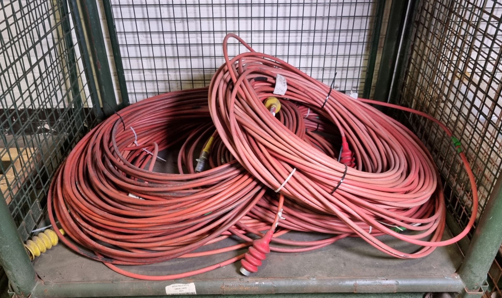 4x heavy duty coaxial cables with Lemo connectors