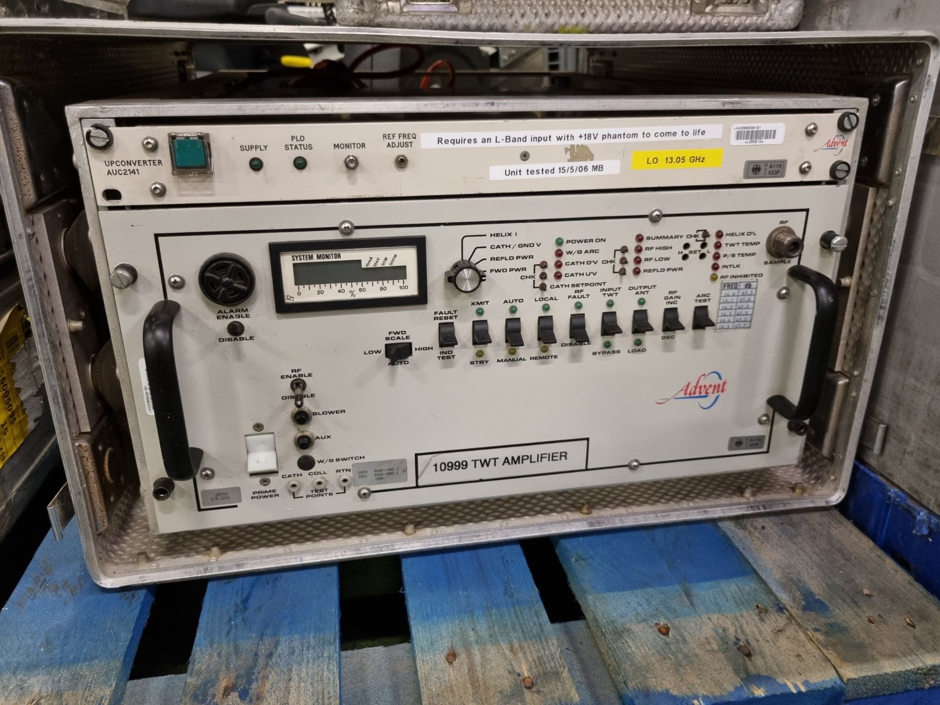 MCL TWT amplifier 10999 in case - W 860 x D 400 x H 600mm - Bild 2 aus 7