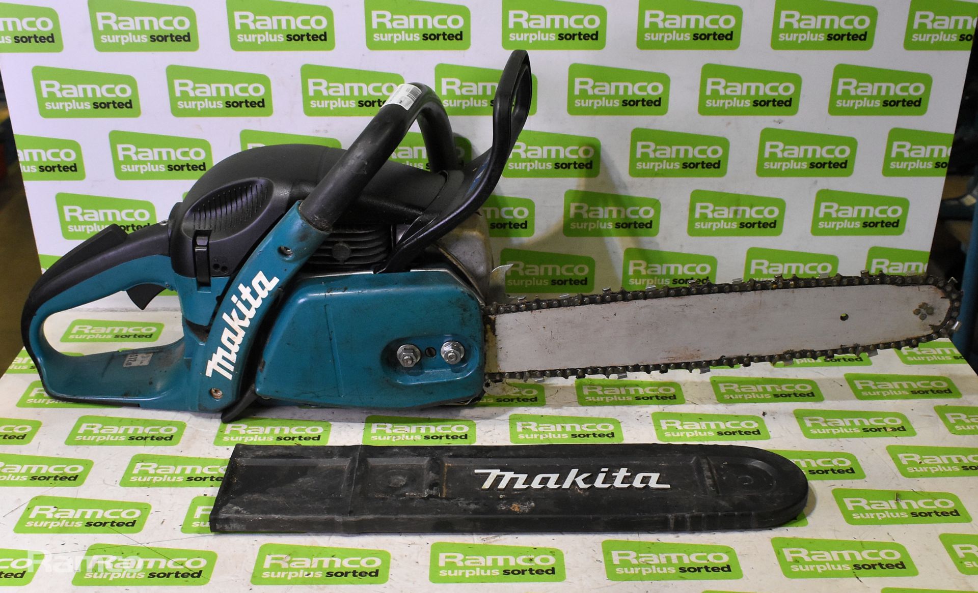 Makita DCS5030 50cc petrol chainsaw with guide and chain - AS SPARES & REPAIRS