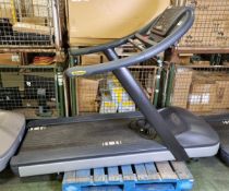 TechnoGym DEK8EL RUN 600 treadmill - W 2150 x D 770 x H 1430 mm