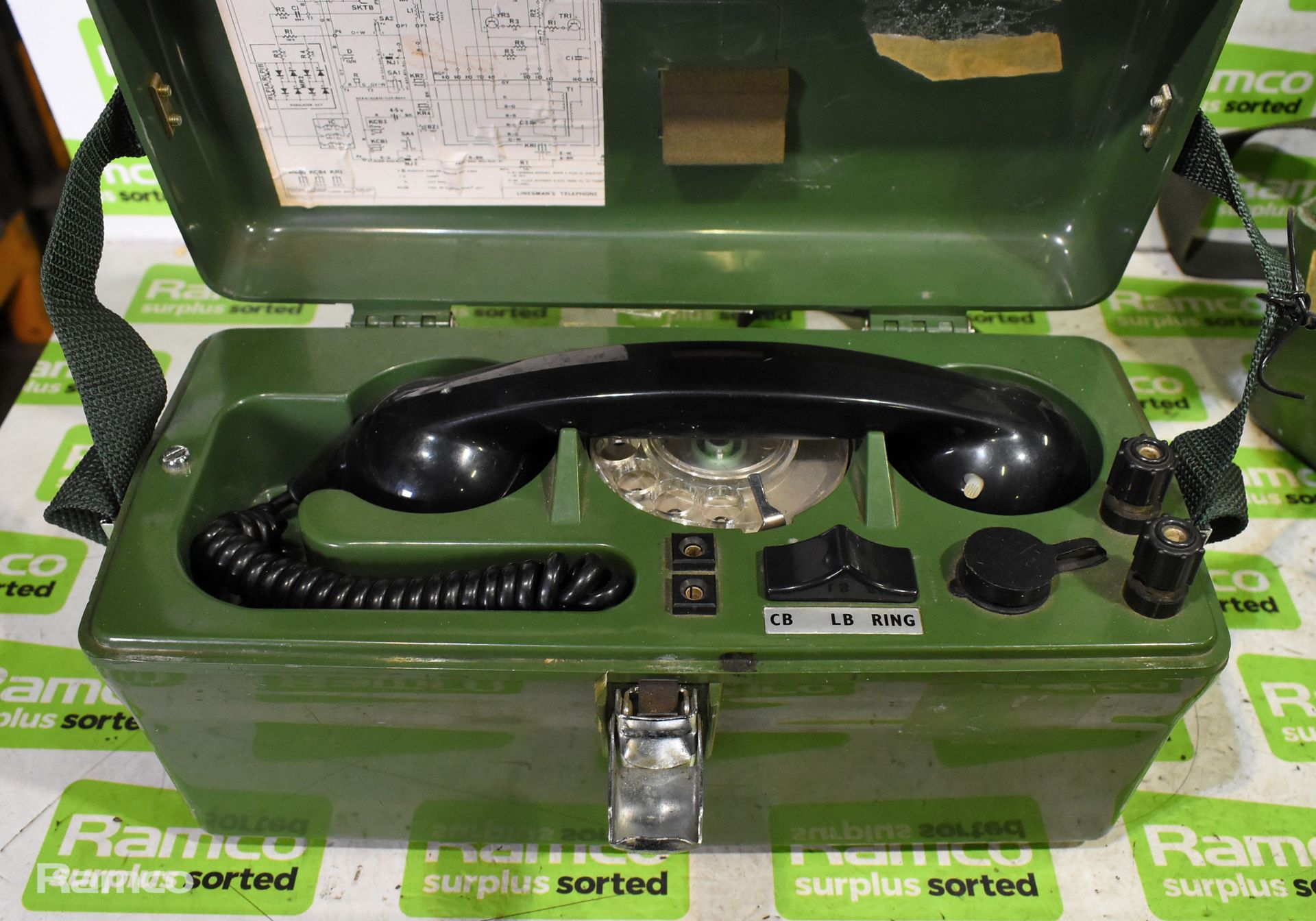 2x PYE TMC 1705 Lineman's Telephones in case with strap - L 320 x W 130 x H 140mm - BOX AND HANDSET - Bild 3 aus 5