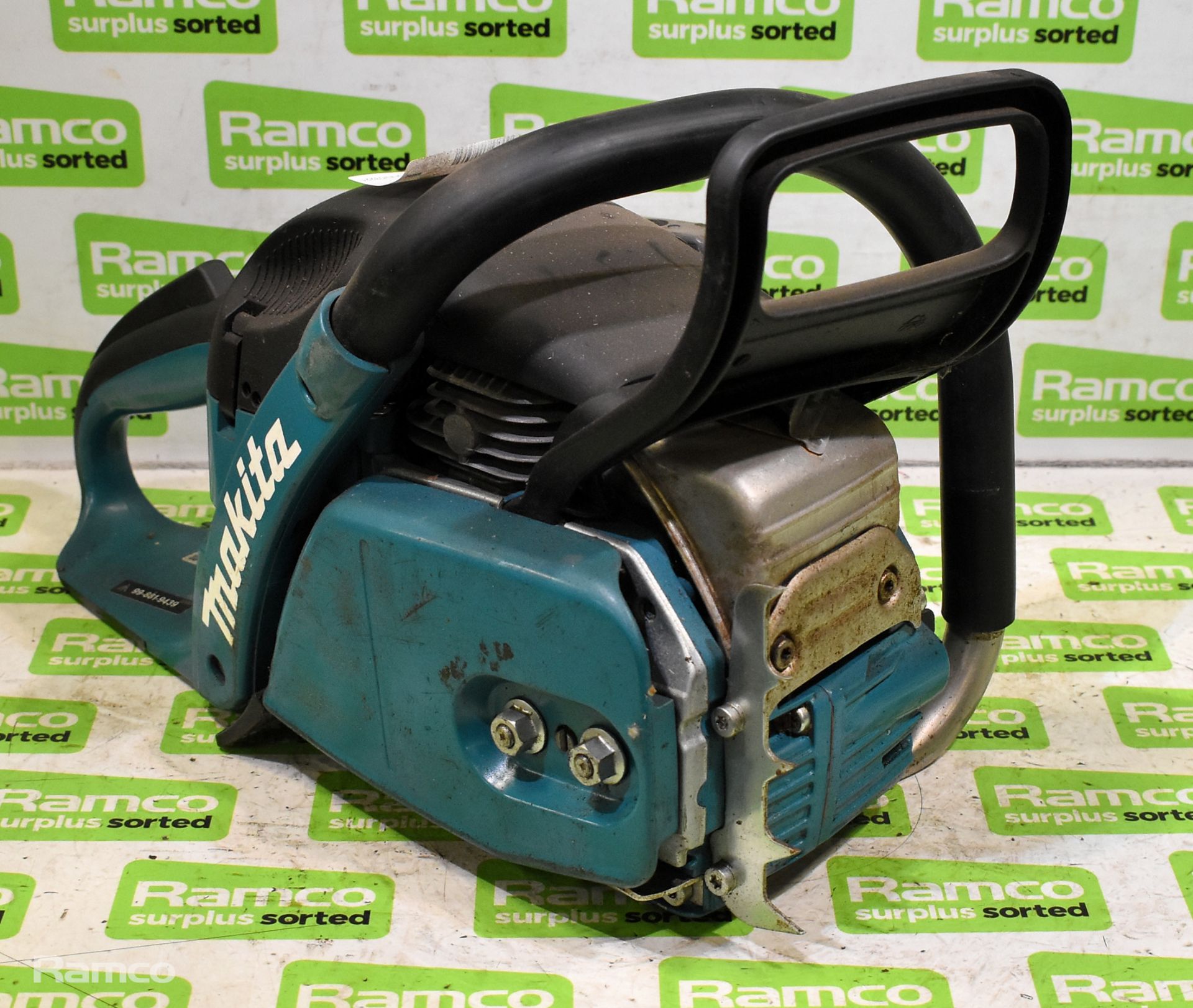6x Makita DCS5030 50cc petrol chainsaw - BODIES ONLY - AS SPARES & REPAIRS - Image 25 of 33