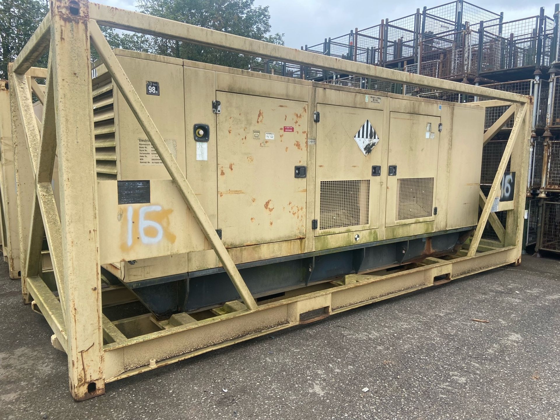 Caterpillar 320KVA 256kW Generator - 445Amps per phase @ 415v - 50Hz - 1500rpm - year 2003