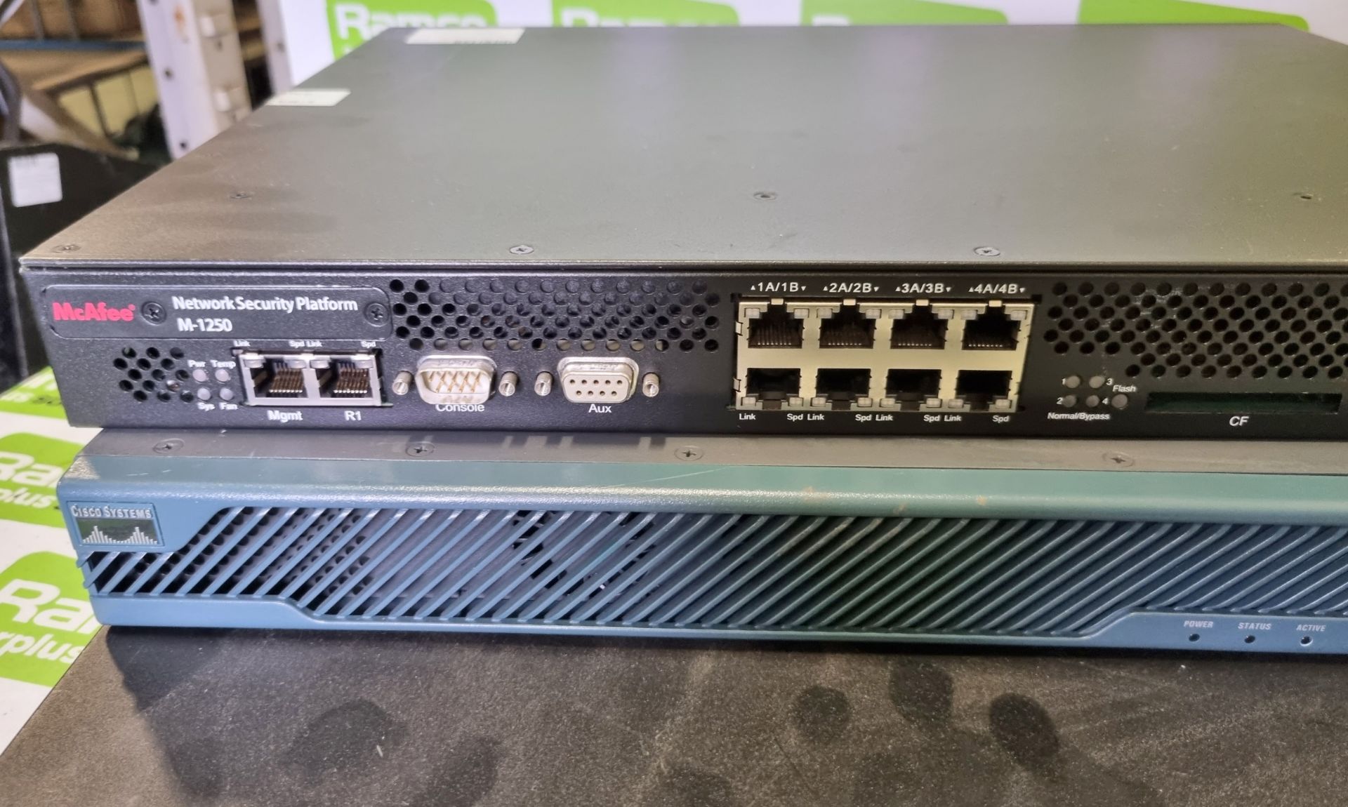 2x CISCO 2911 - 2900 series router units, CISCO 2901- 2900 series router unit - Image 4 of 6