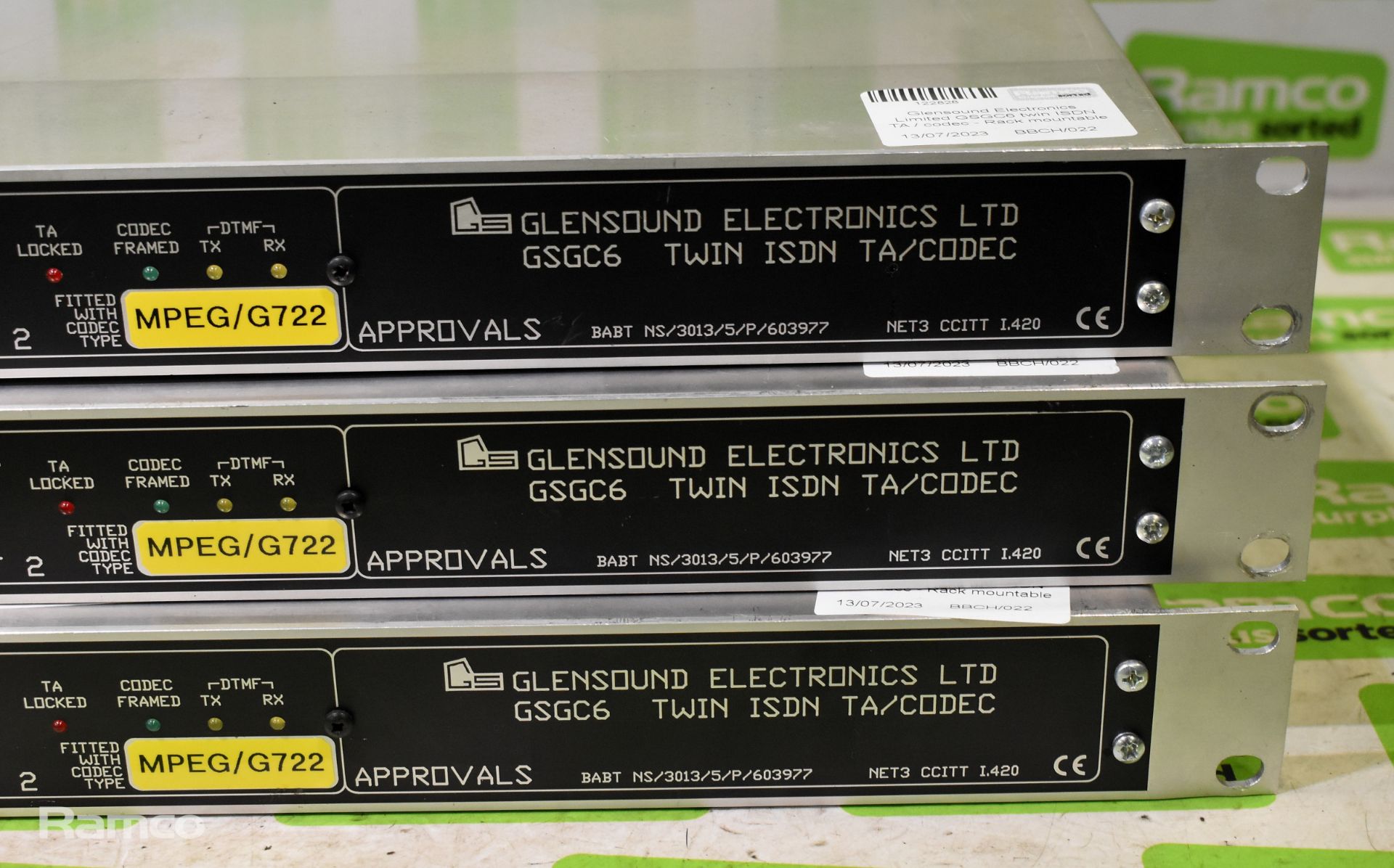 3x Glensound Electronics Limited GSGC6 twin ISDN TA / codecs - Rack mountable - Bild 2 aus 4
