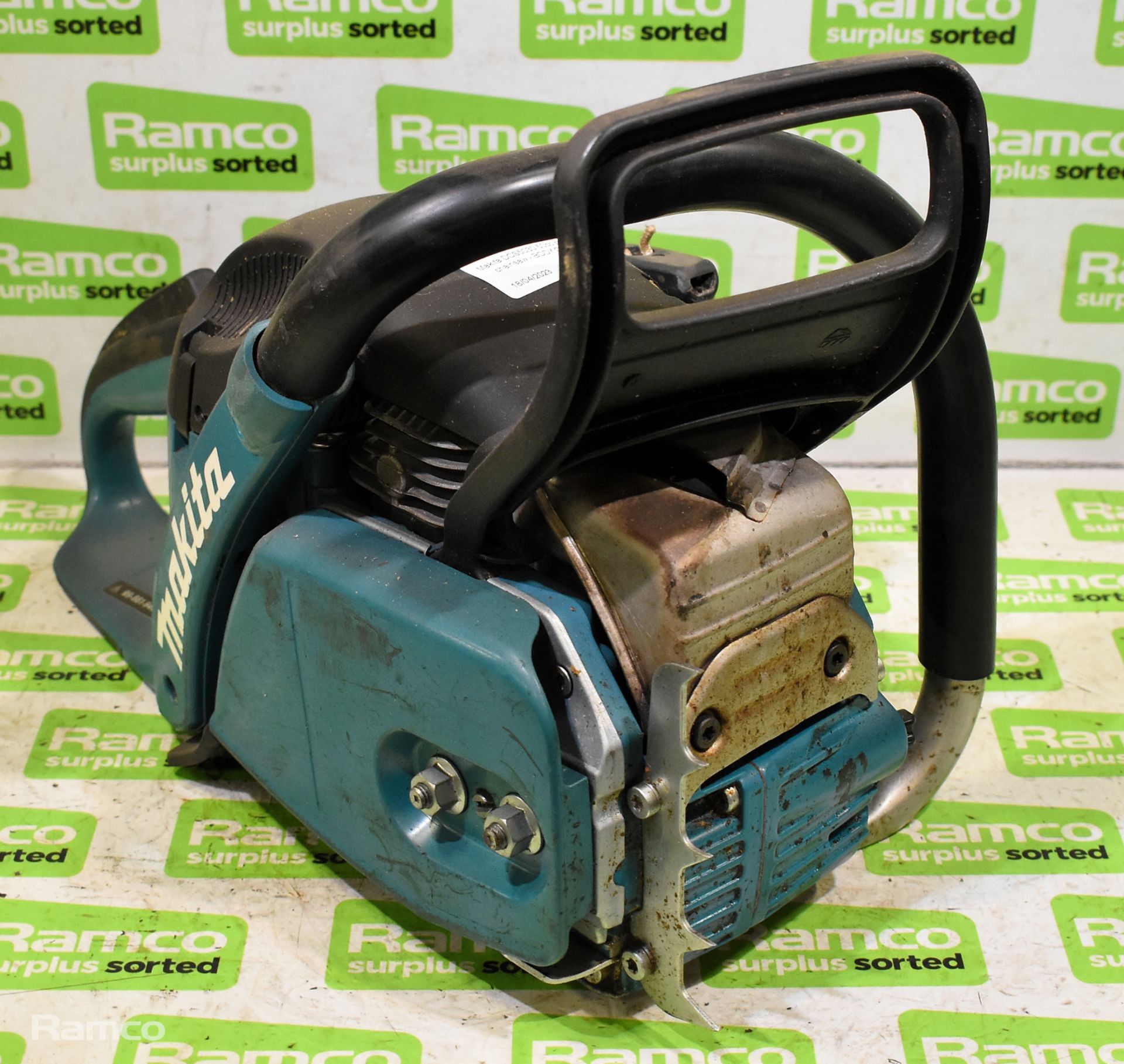 6x Makita DCS5030 50cc petrol chainsaw - BODIES ONLY - AS SPARES & REPAIRS - Image 15 of 33
