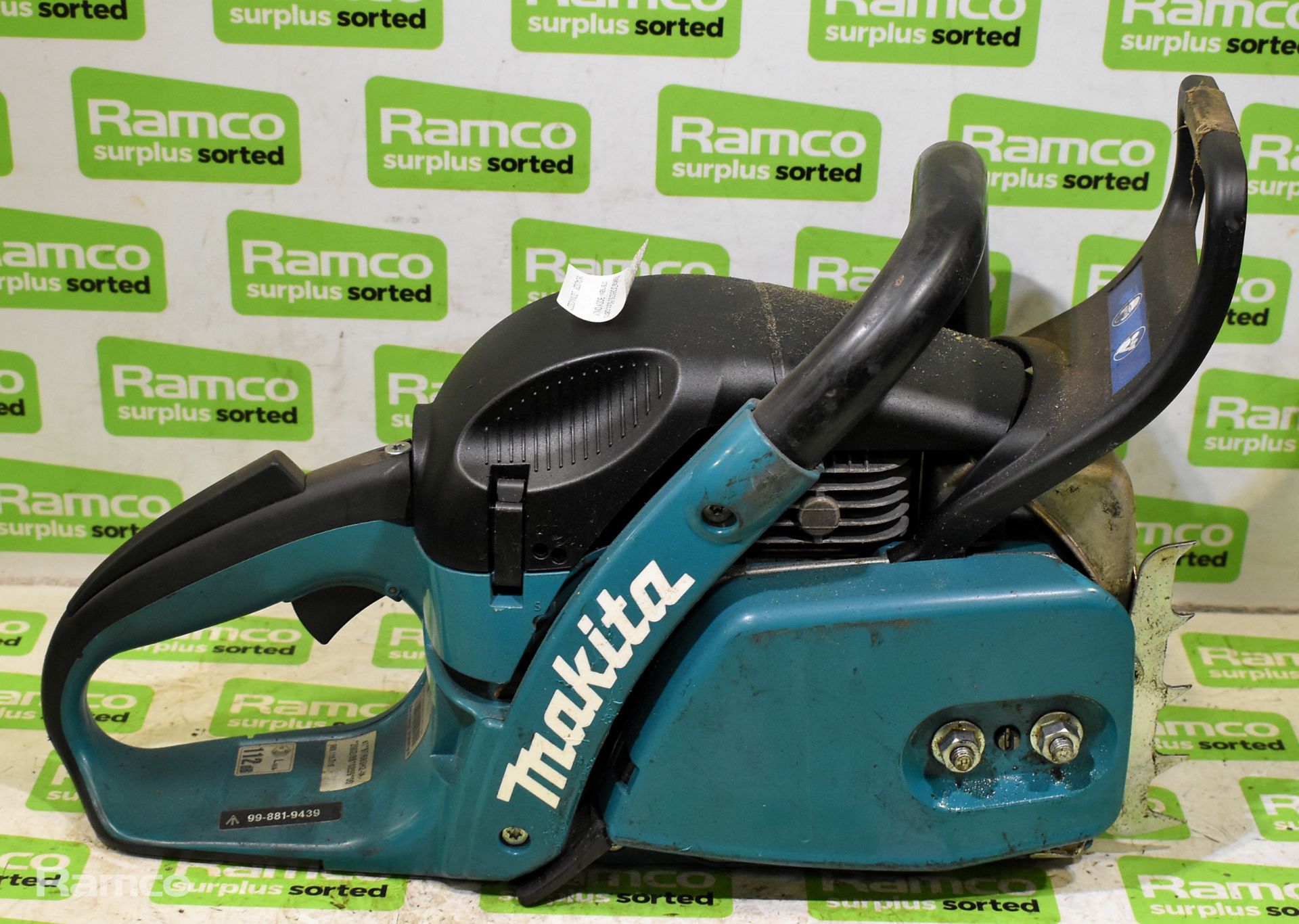 6x Makita DCS5030 50cc petrol chainsaw - BODIES ONLY - AS SPARES & REPAIRS - Image 9 of 33