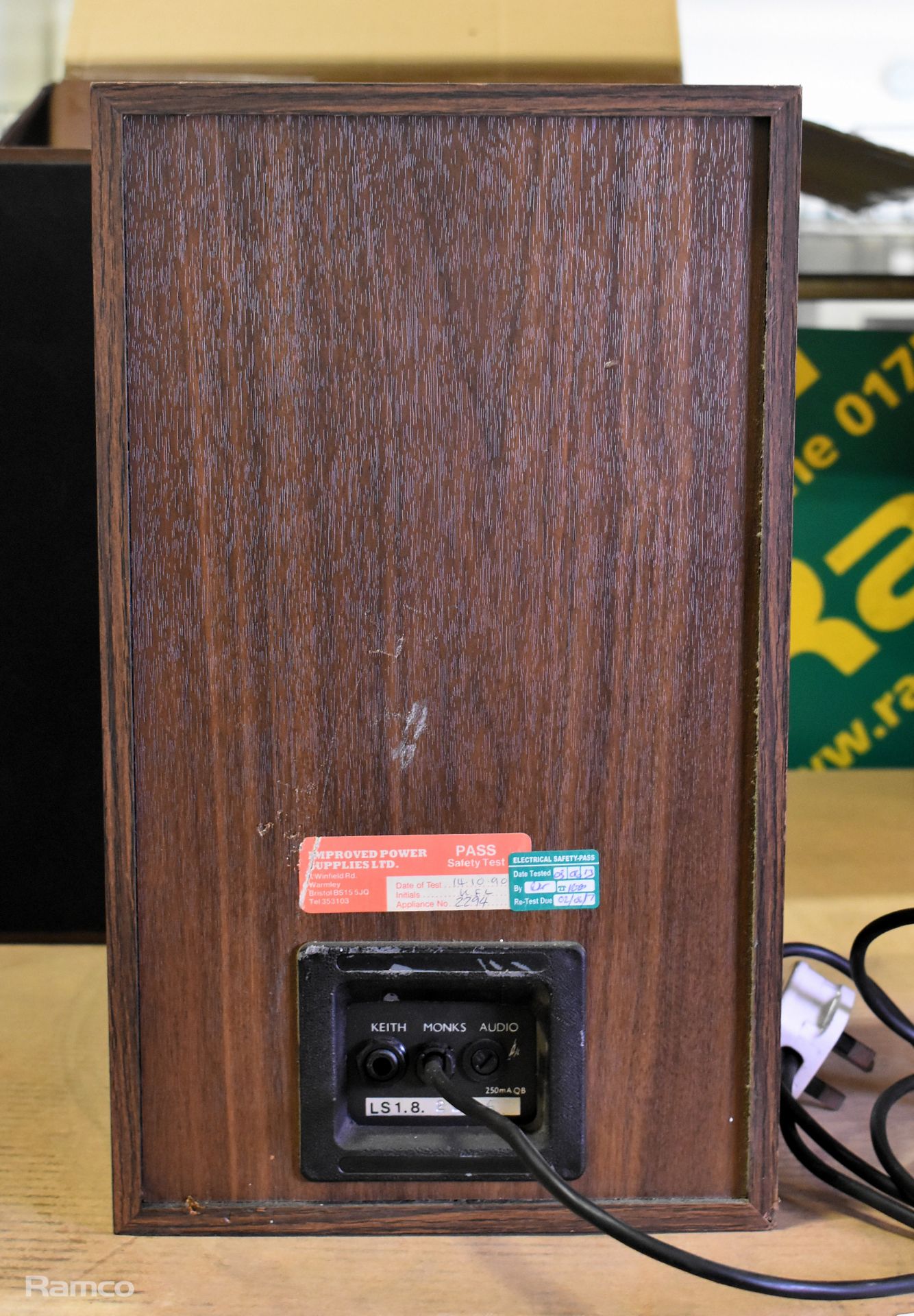 Pair of Technics SB-CS5 2 way speaker system, Pair of Rogers LS5/9 wooden loudspeakers - Bild 9 aus 10