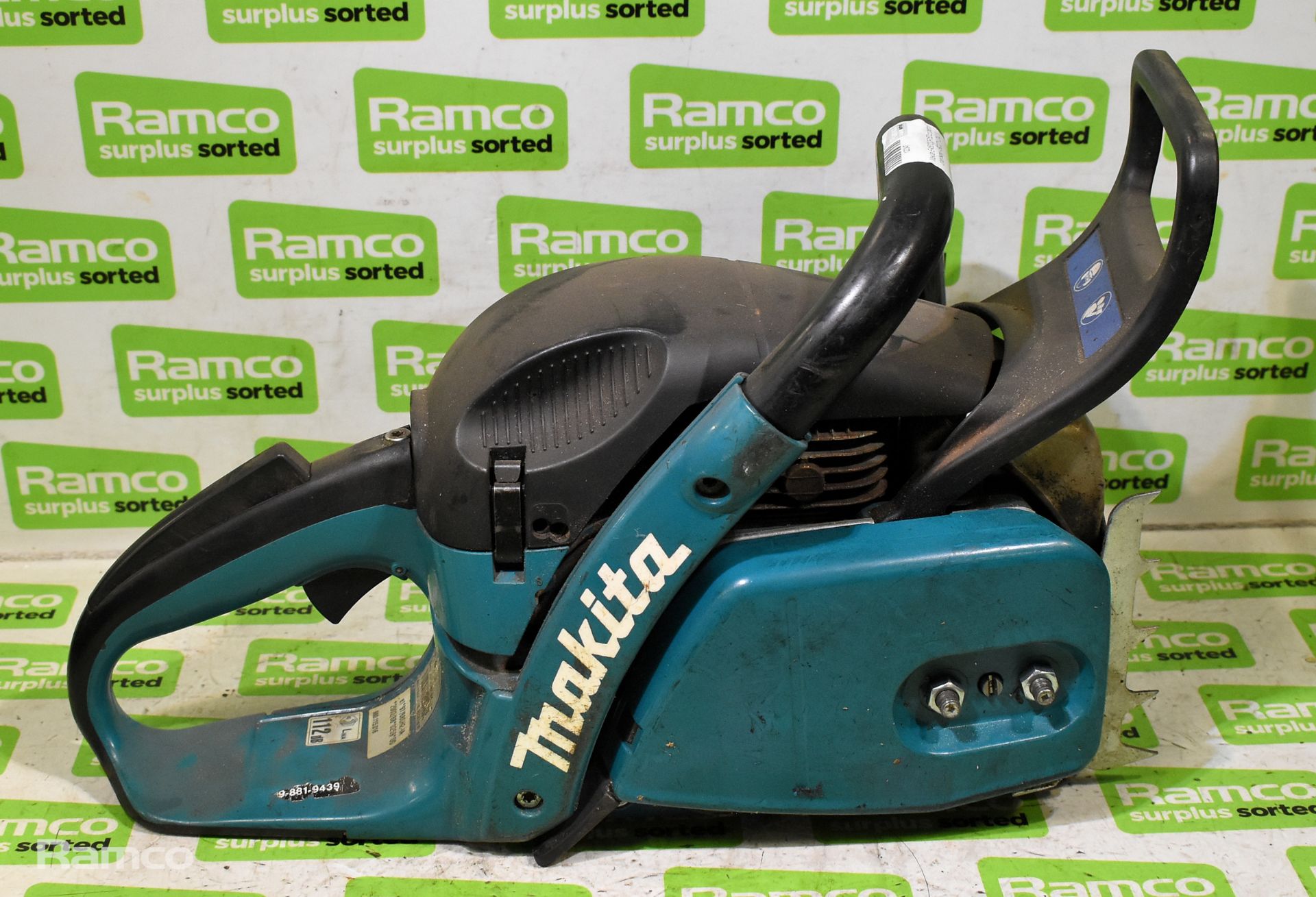 4x Makita DCS5030 50cc petrol chainsaw - BODIES ONLY - AS SPARES AND REPAIRS - Image 13 of 21