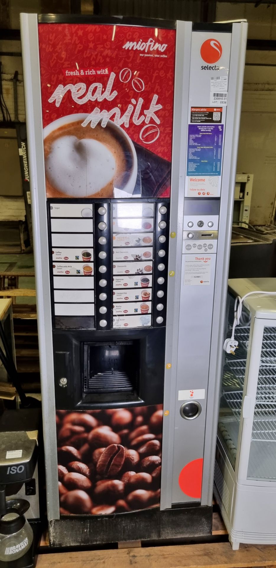 Miofino 960406 Selecta drinks vending machine - coin operated - 240V 50Hz - L 650 x W 730 x H 1830mm