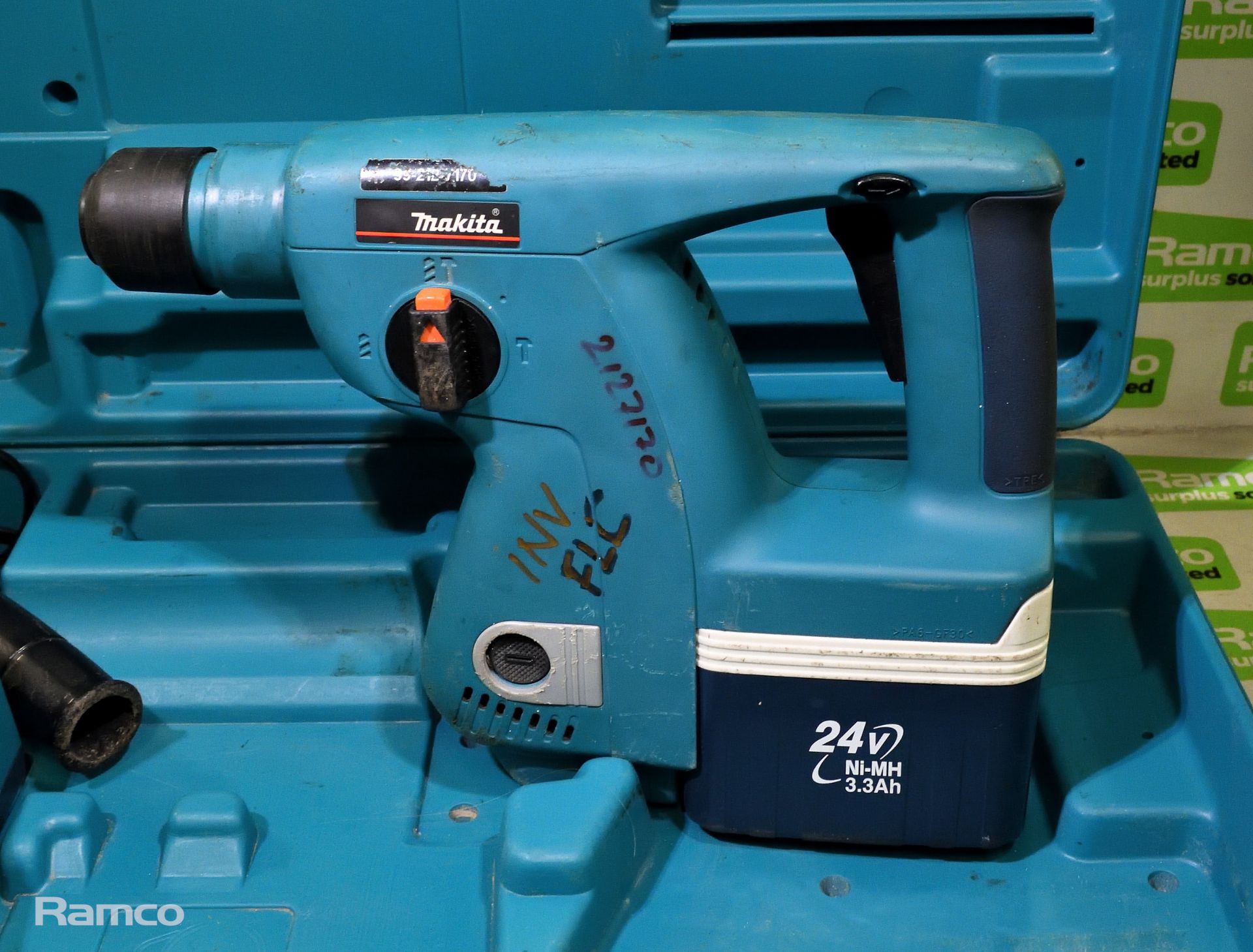 Makita BHR200 cordless hammer drill with 24V Ni-MH 3.3Ah battery, Makita DC24SC battery charger - Image 2 of 5
